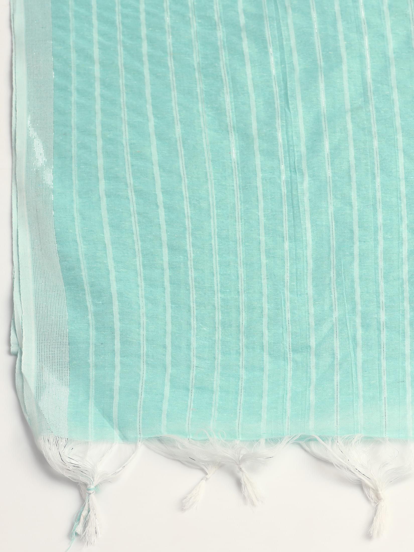Women Poly Cotton Green Yarn Dyed Kurta Comfort Pant Dupatta.