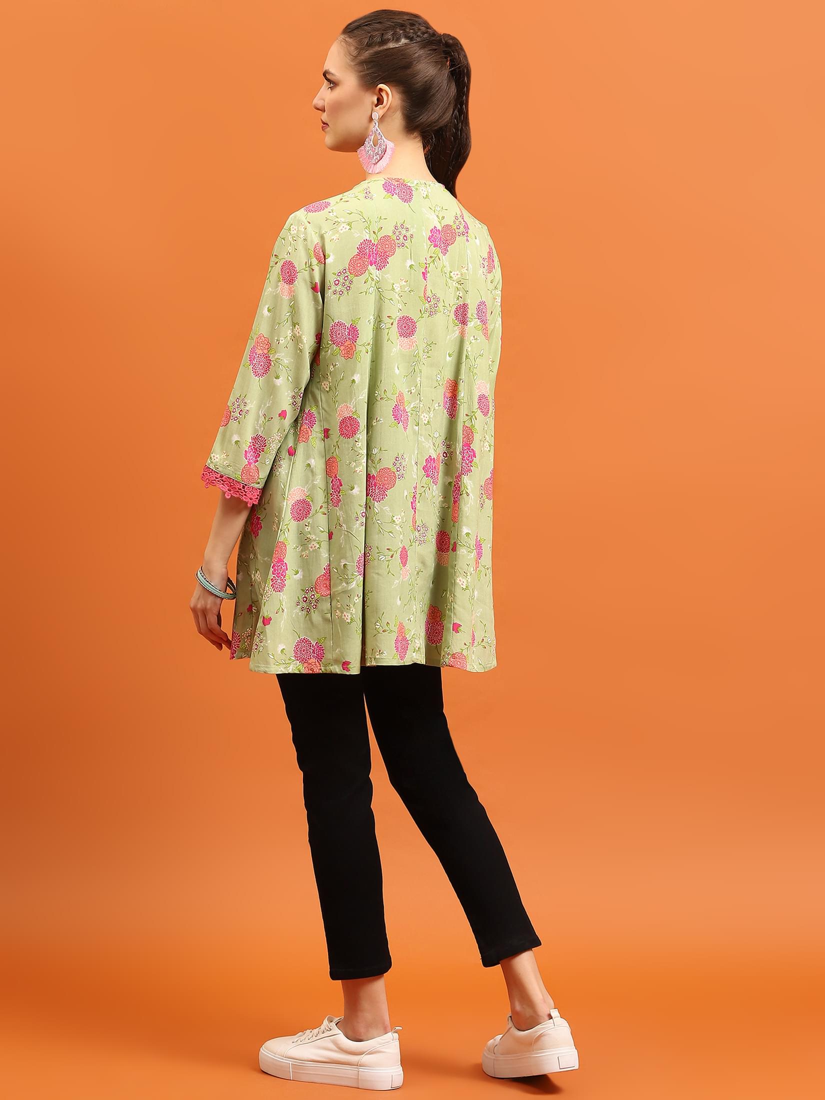 Women Green V-Neck Printed Tunic.