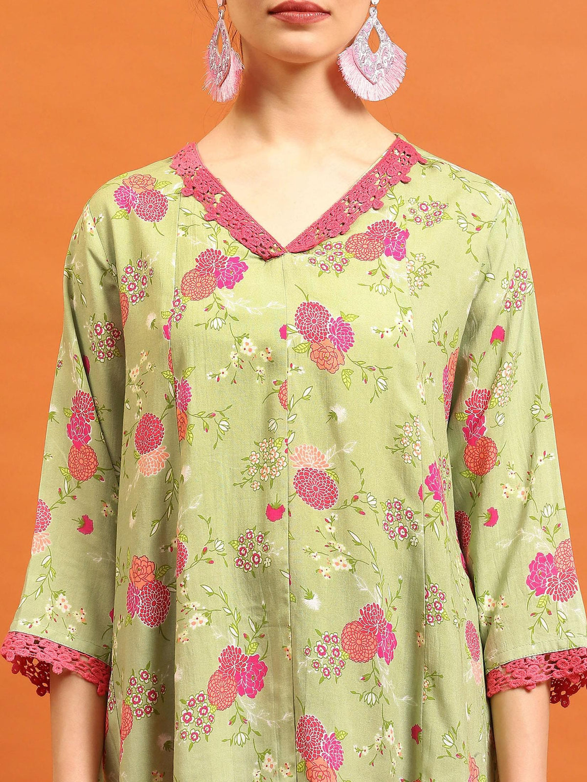 Women Green V-Neck Printed Tunic.
