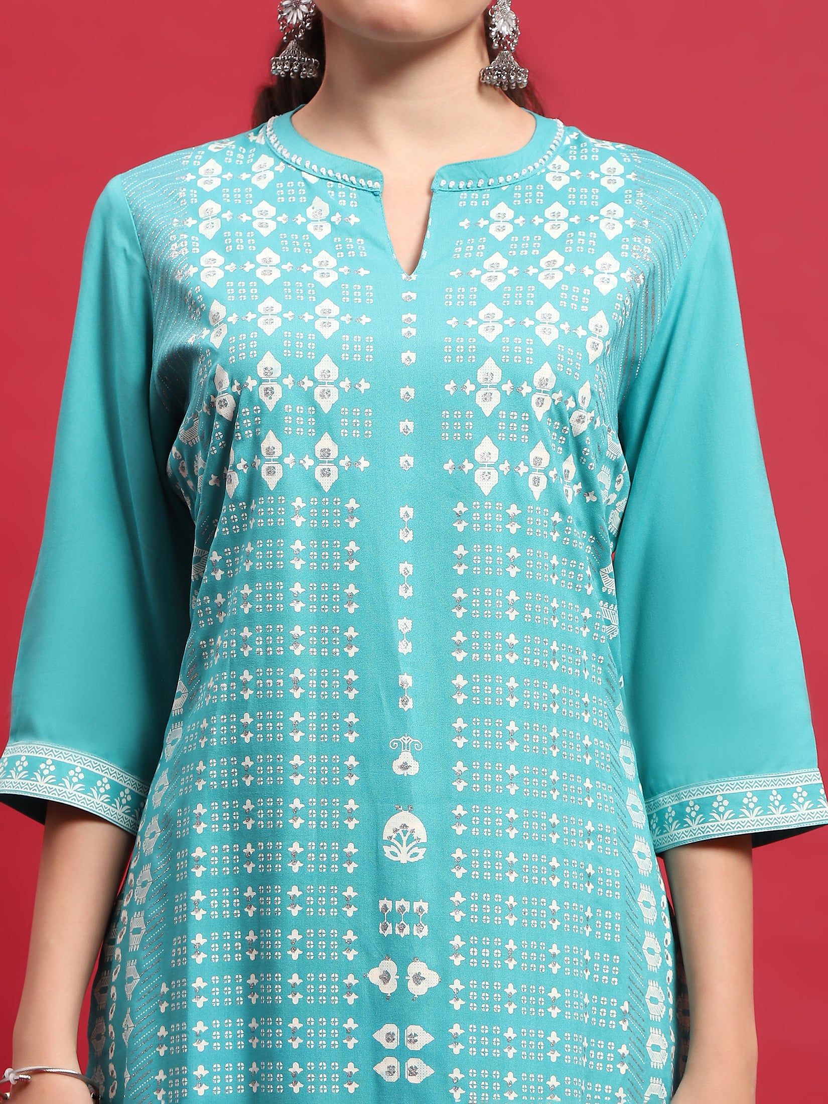 10247INDATURQUOISE_closer