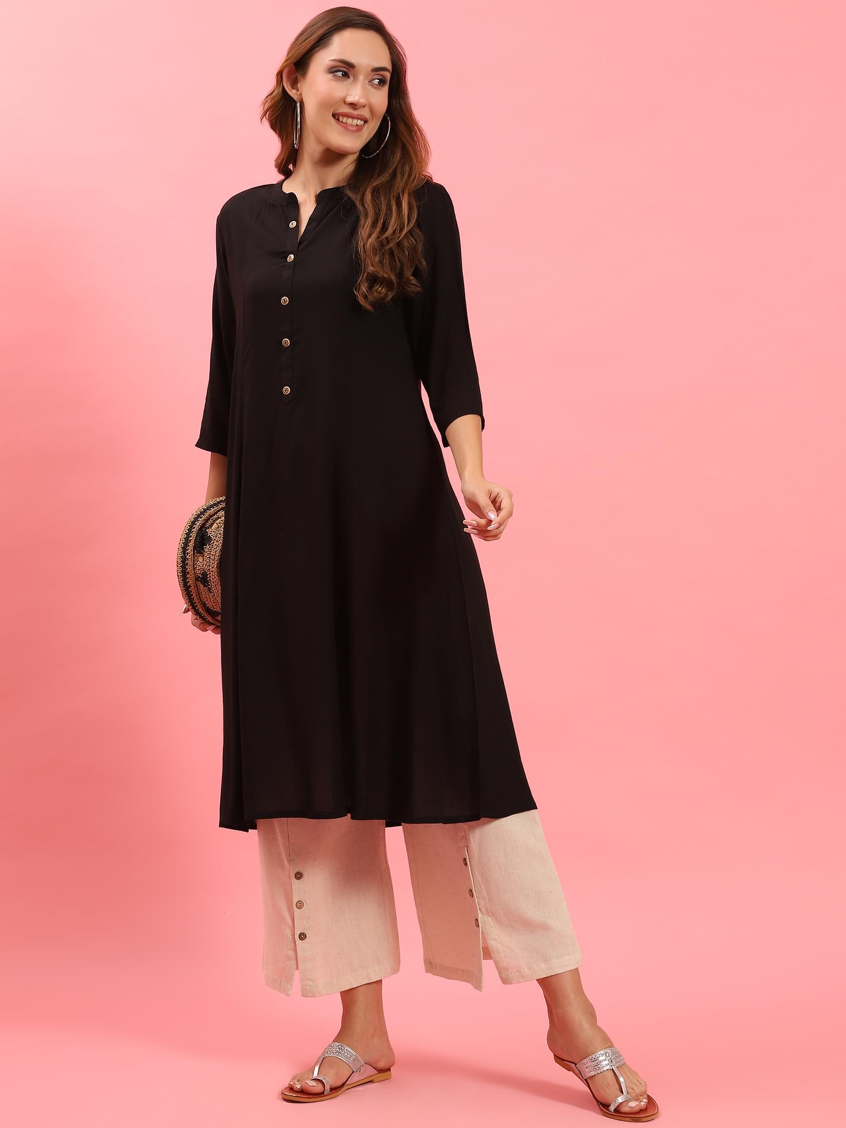 Women Black Plain Kurta.