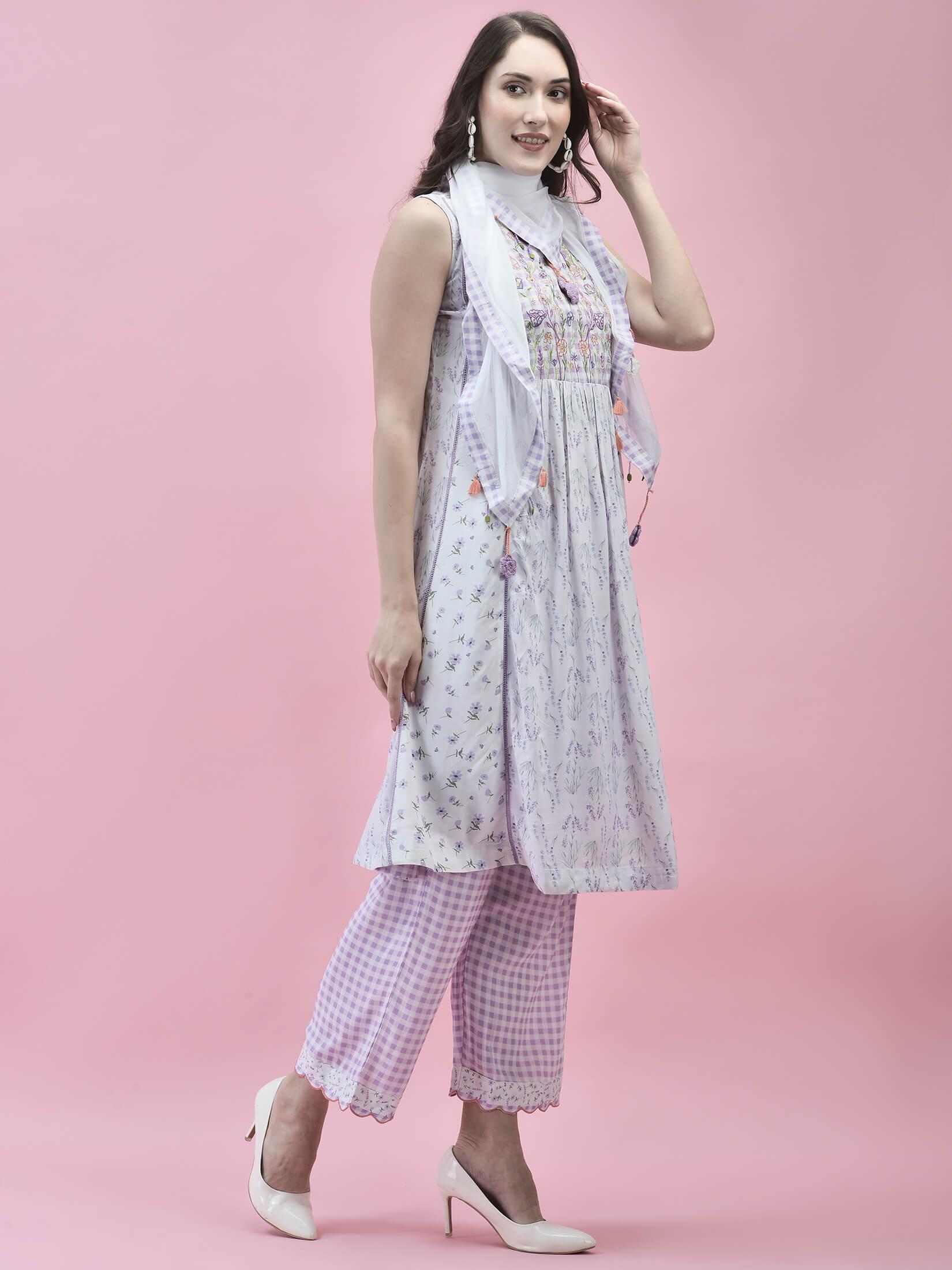 Women Liva Rayon White Floral Print Kurta Comfort Pant Scarf.