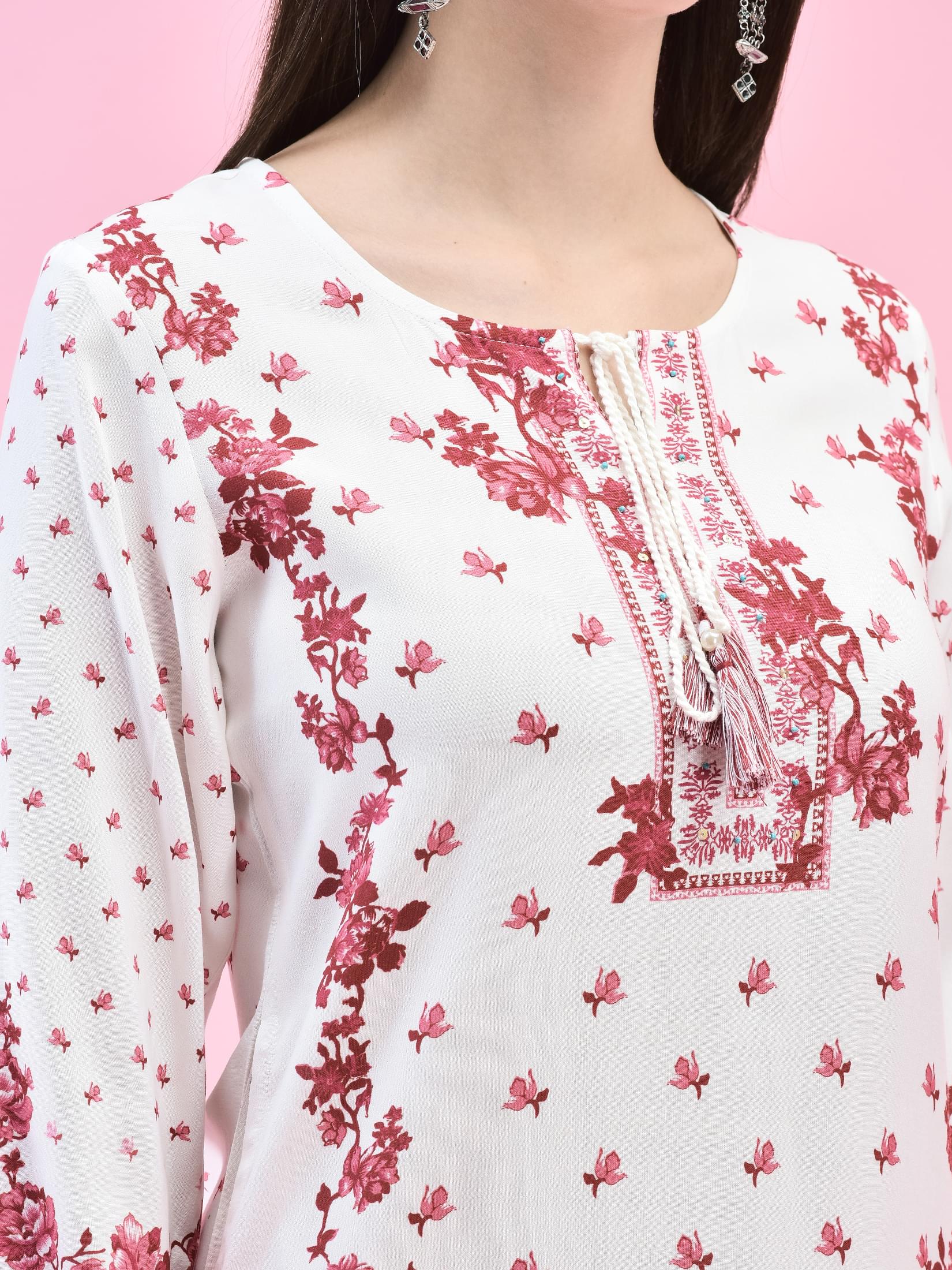Women Liva (Rayon) Maroon Floral Print Kurta.