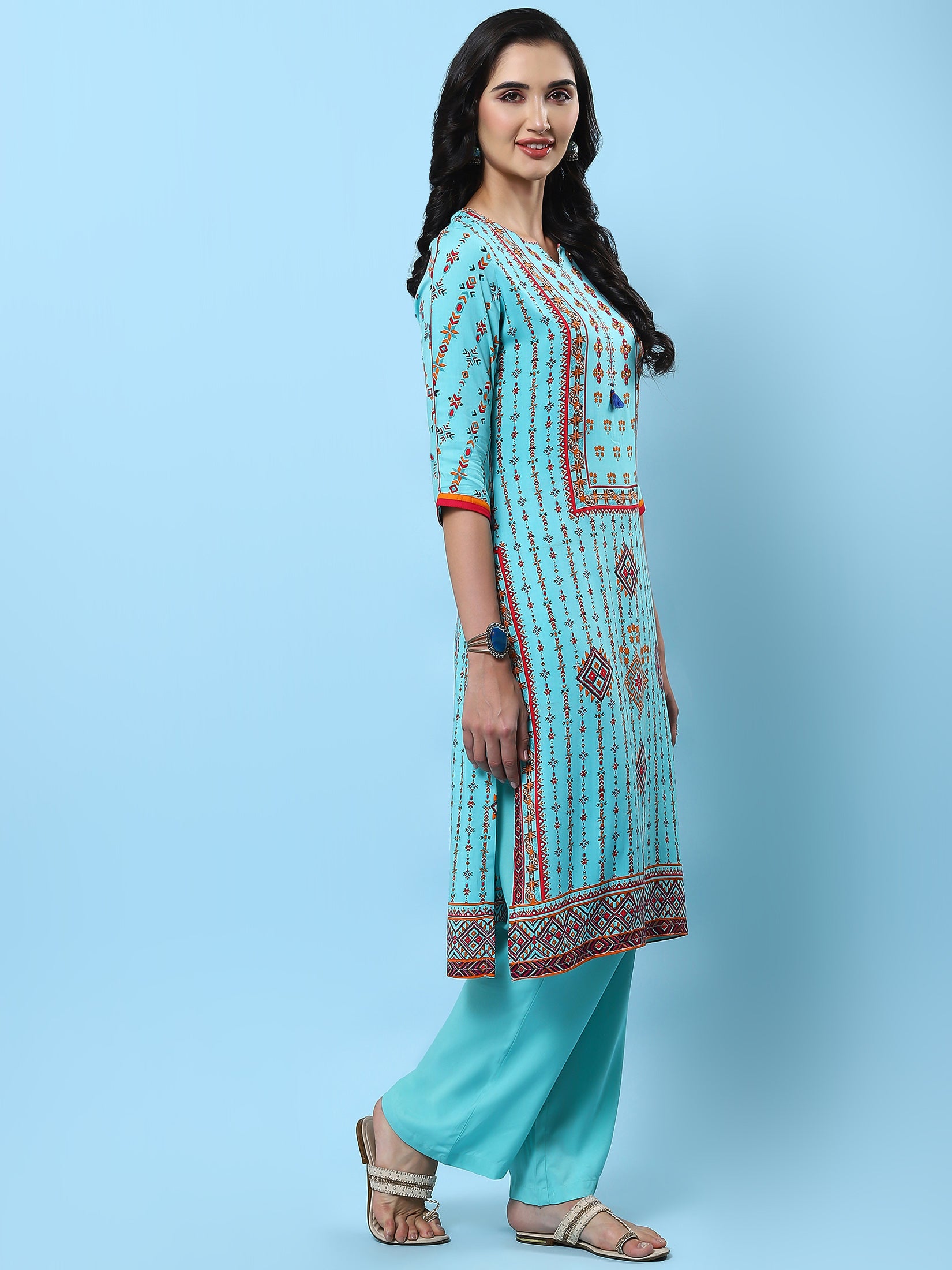 10361AQUABLUE_right_jpg