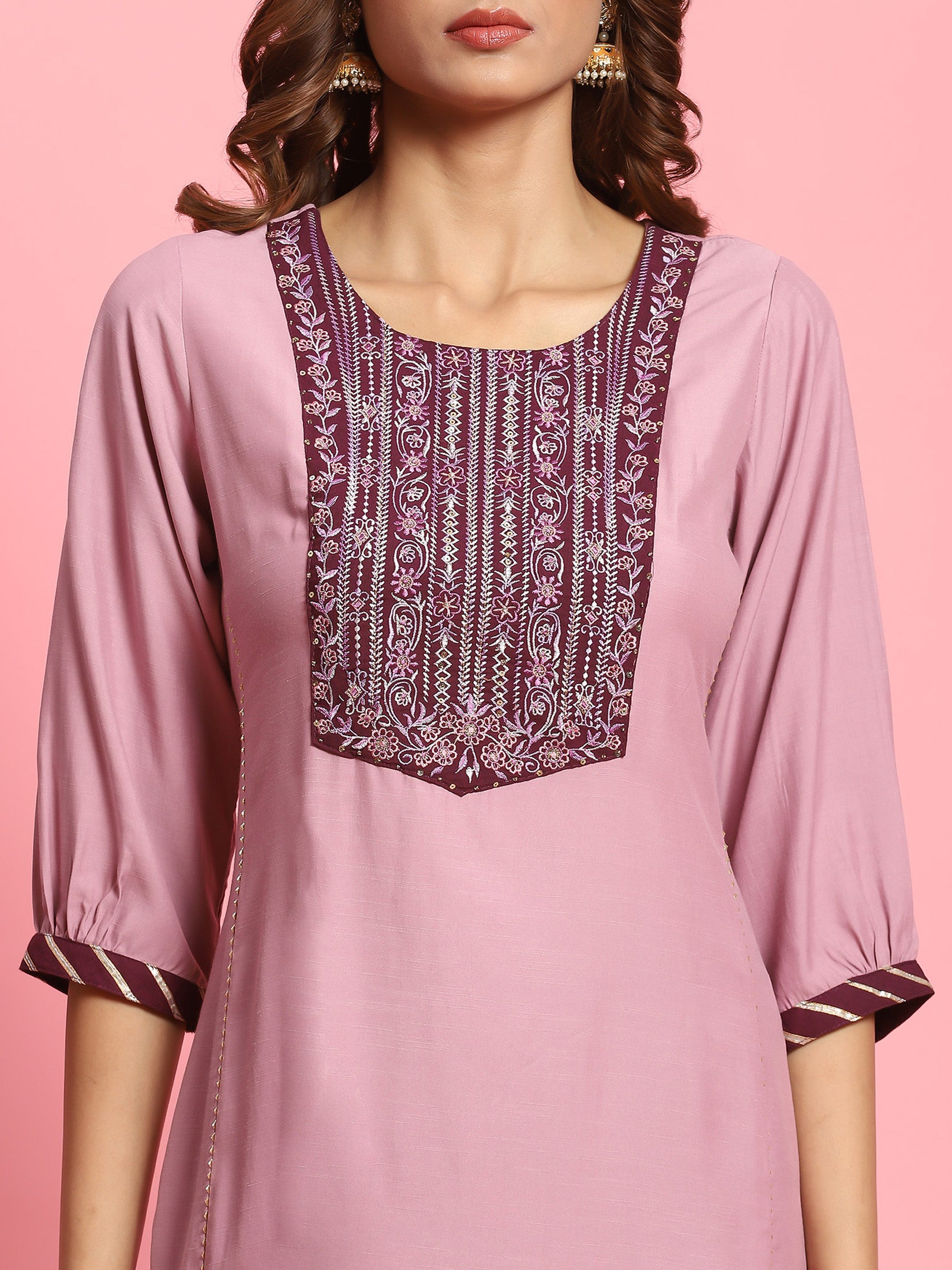 10589LILACMAUVE_closer