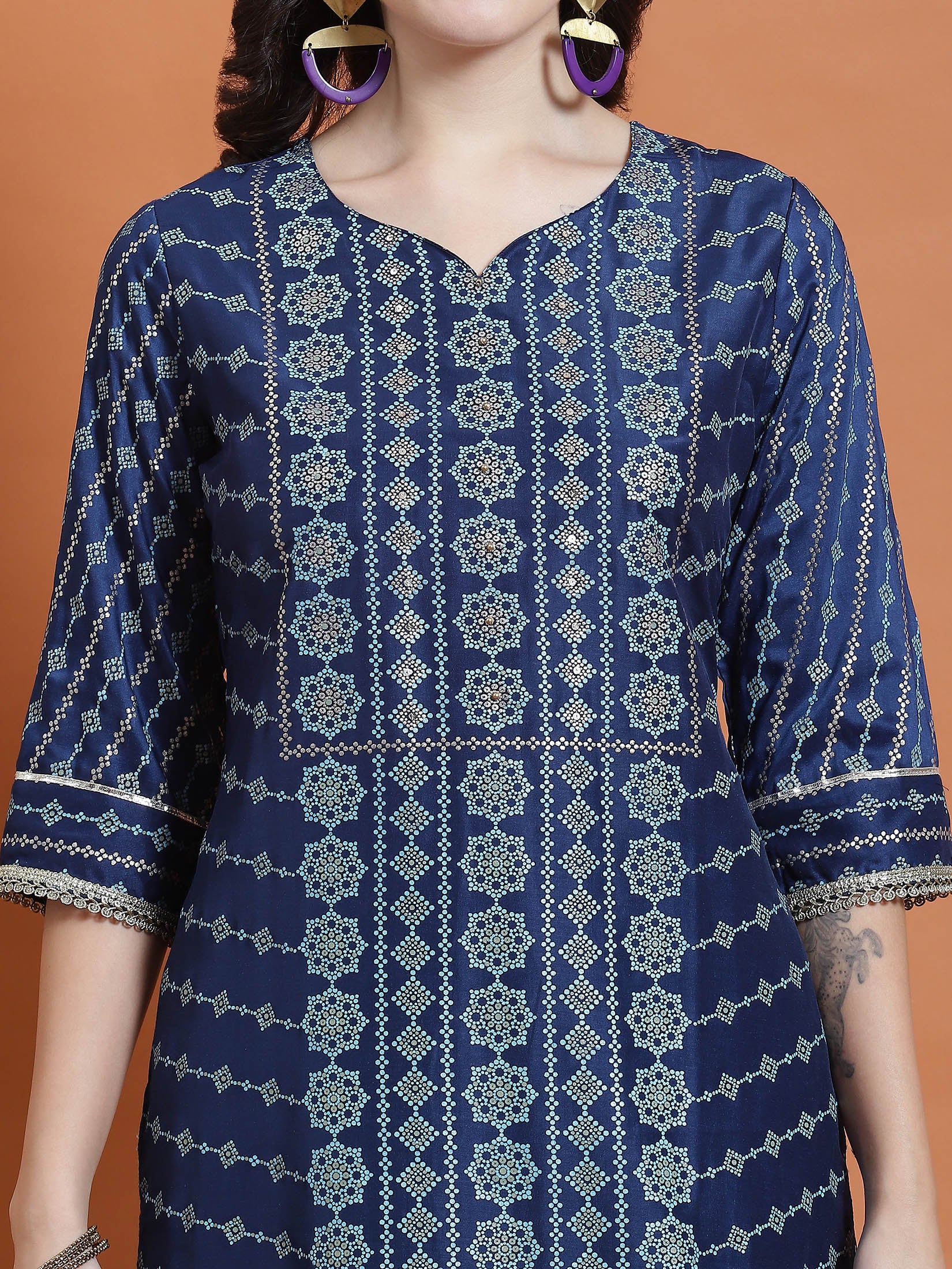 10661NAVYBLUE_closer