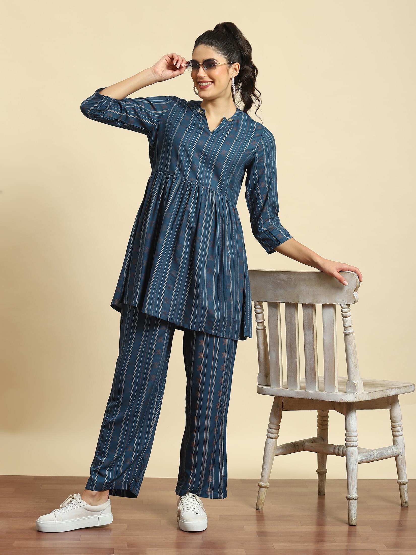 Women Blue Stripe Print Co-Ord Set.