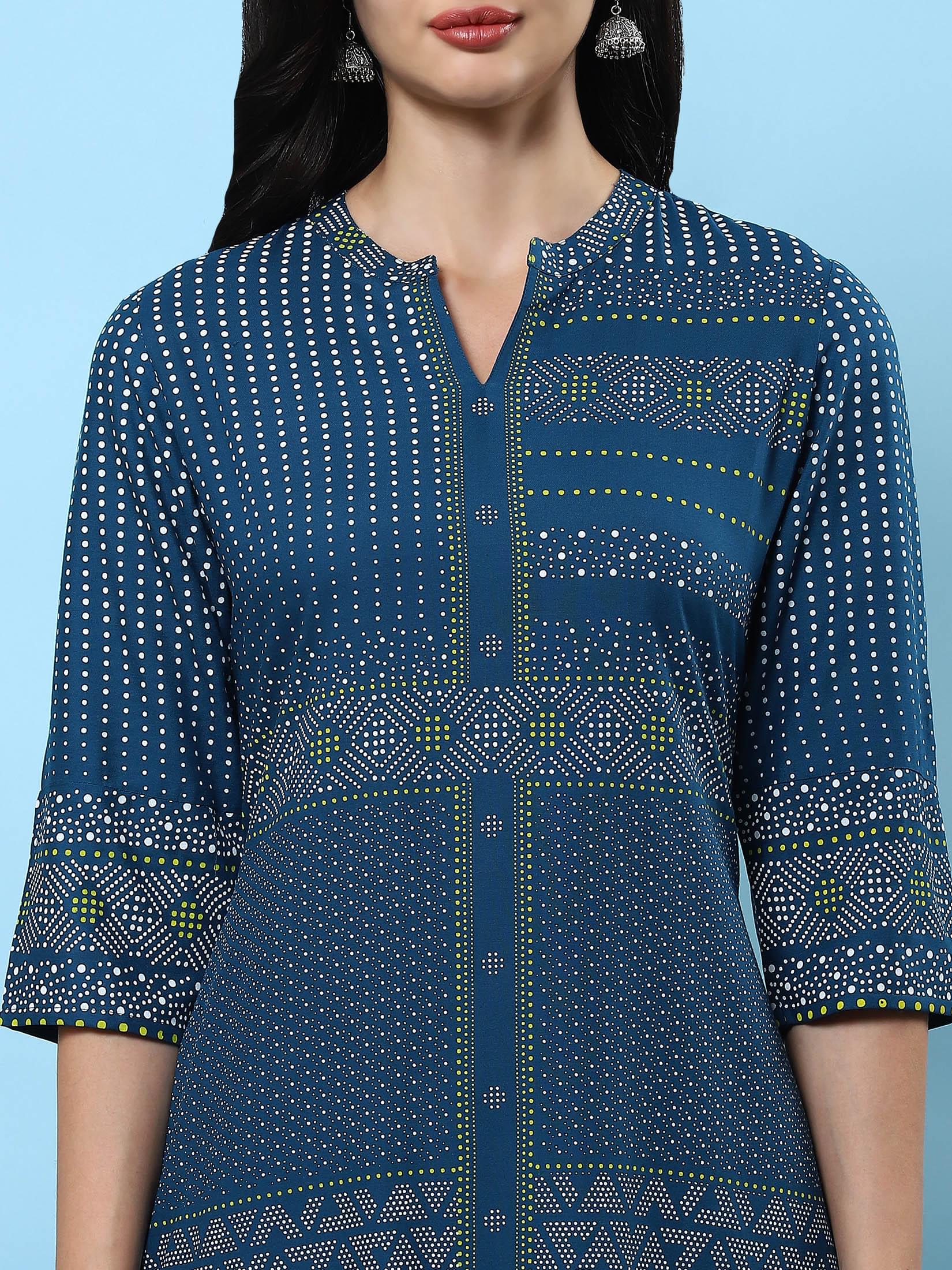 Women Blue Geometric Printed Kurta.