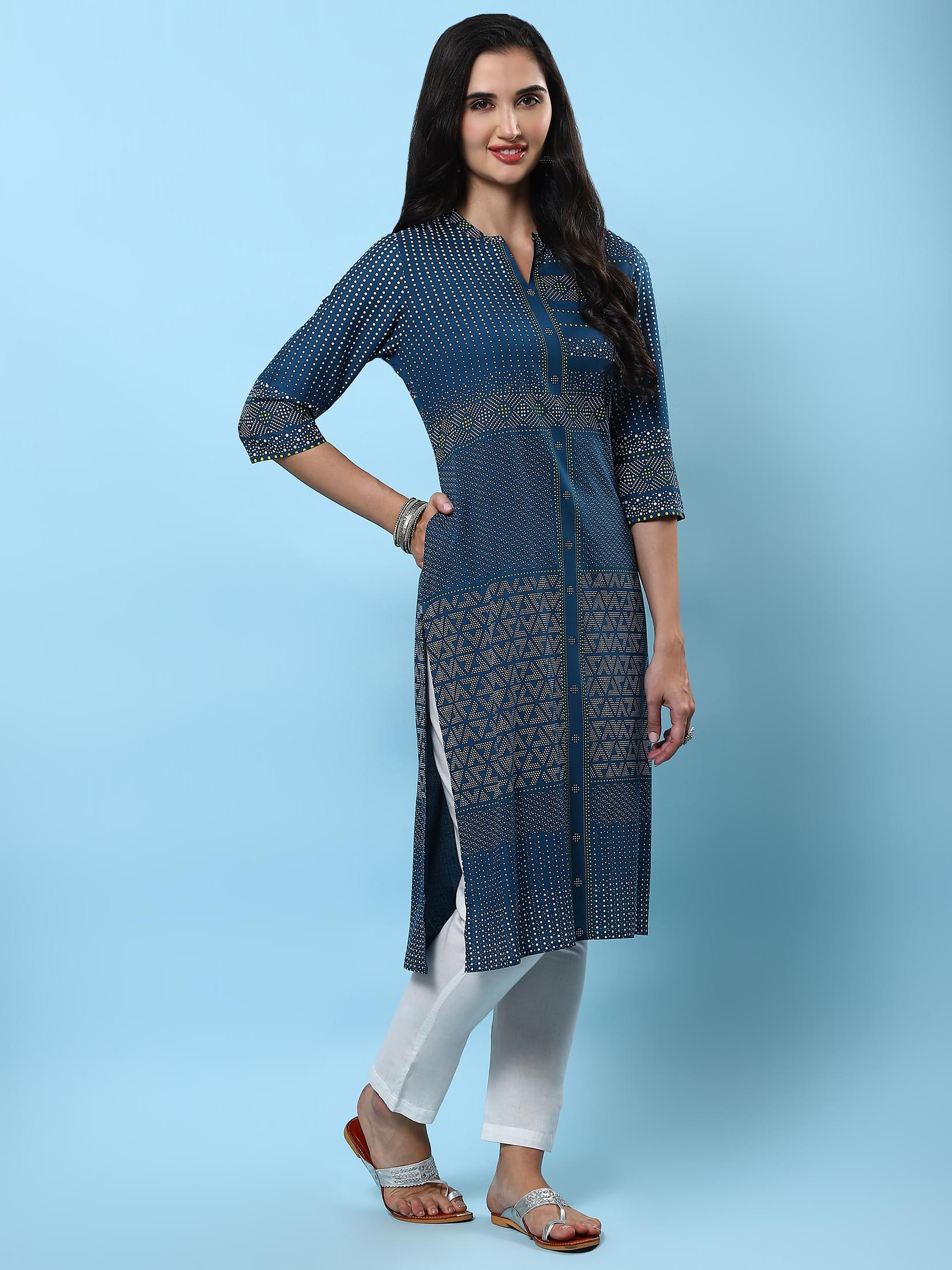 Women Blue Geometric Printed Kurta.