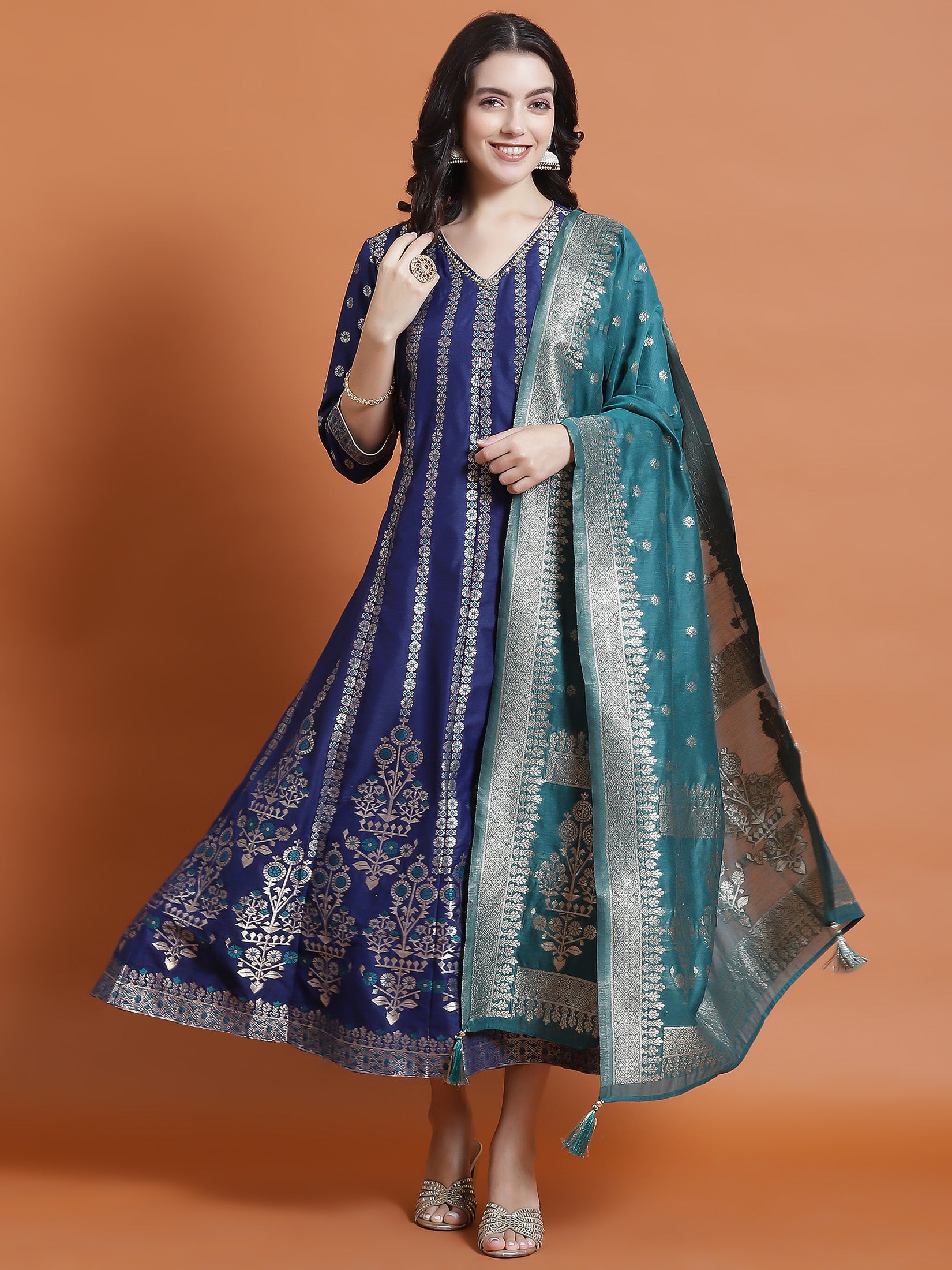 10699BLUETEAL_main