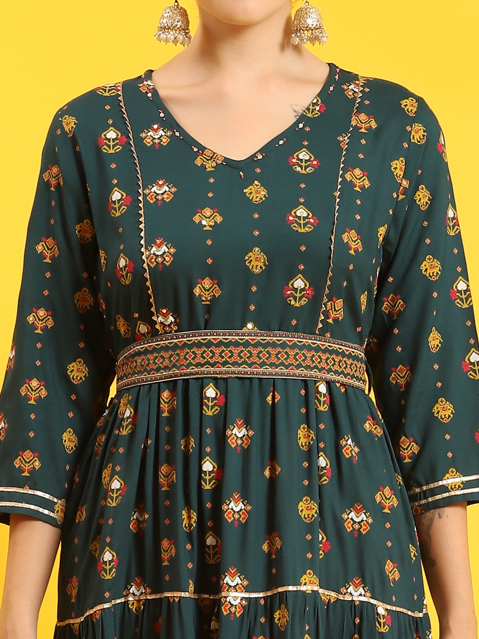 10704EMERALDGREEN_closer