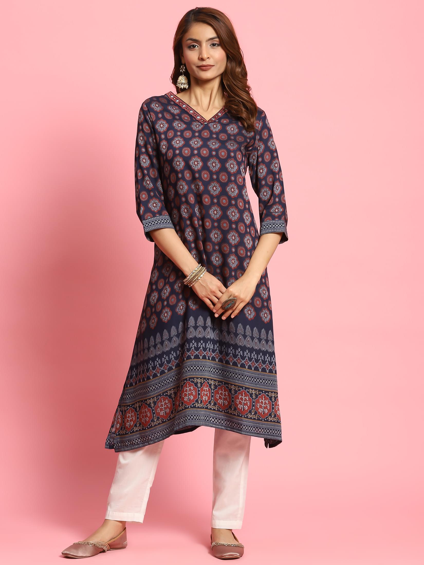 Women Navy Blue Butti Printed Kurta.