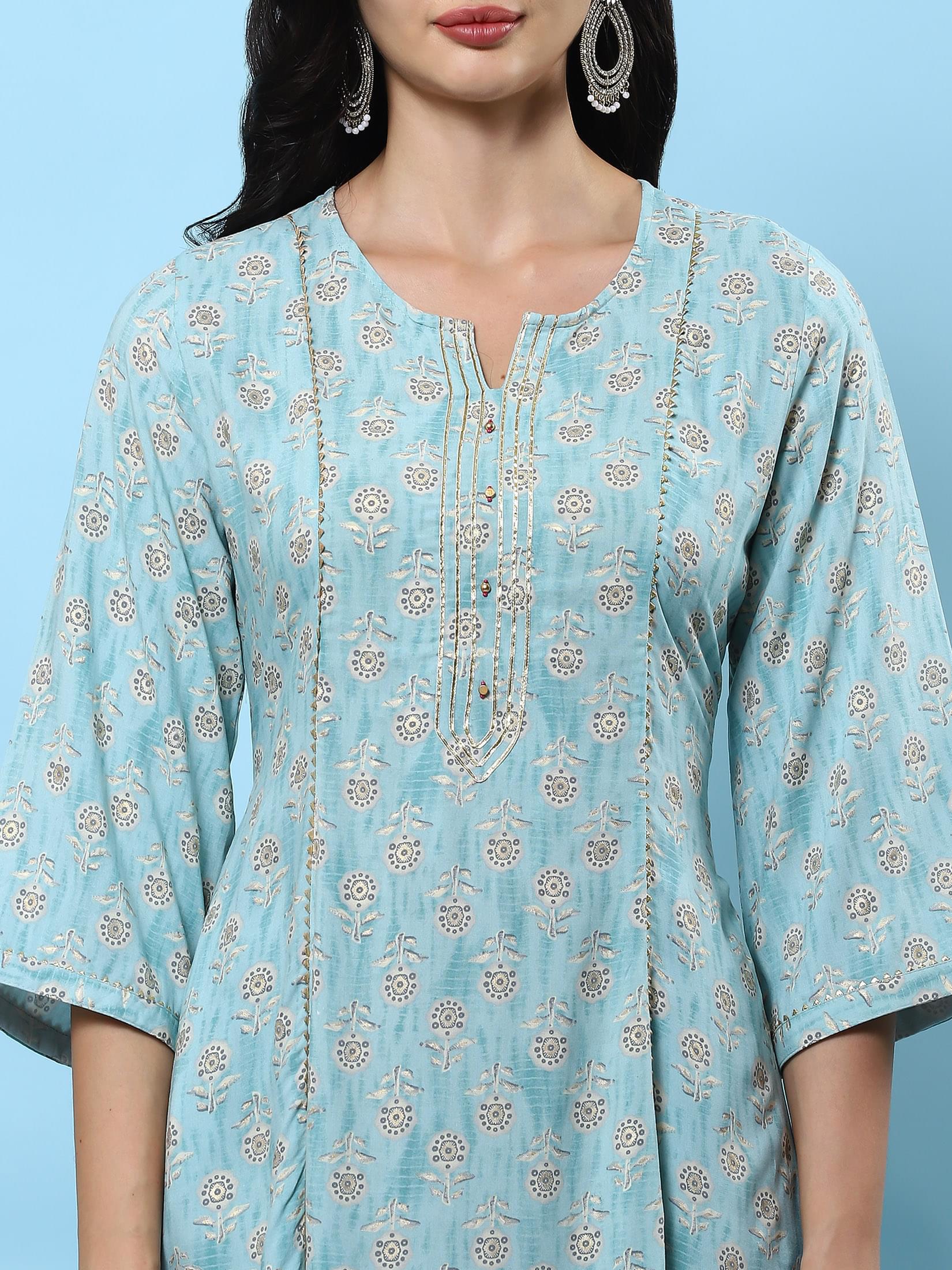 Women Blue Floral Printed Kurta.