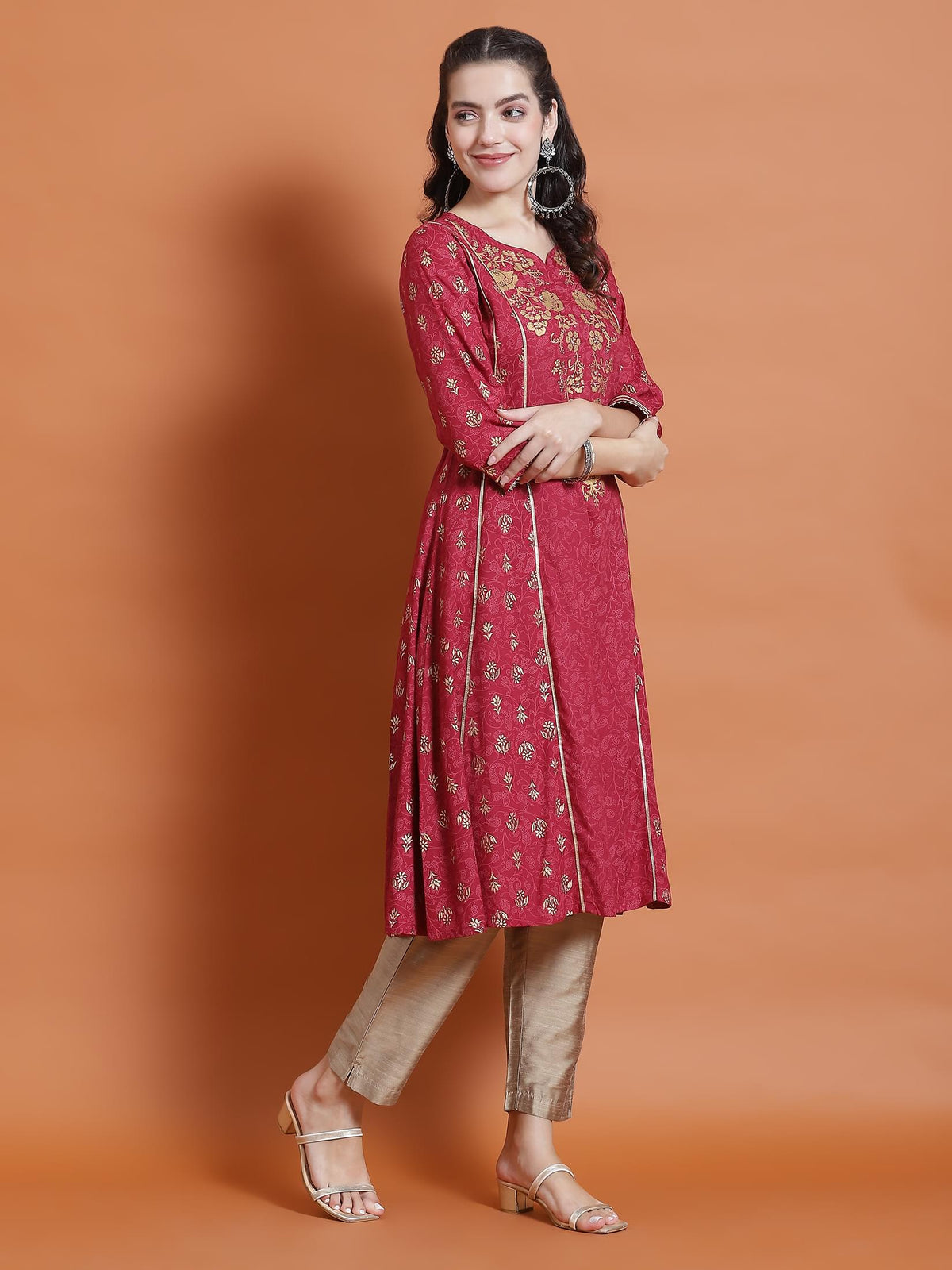 10766MAROON_right