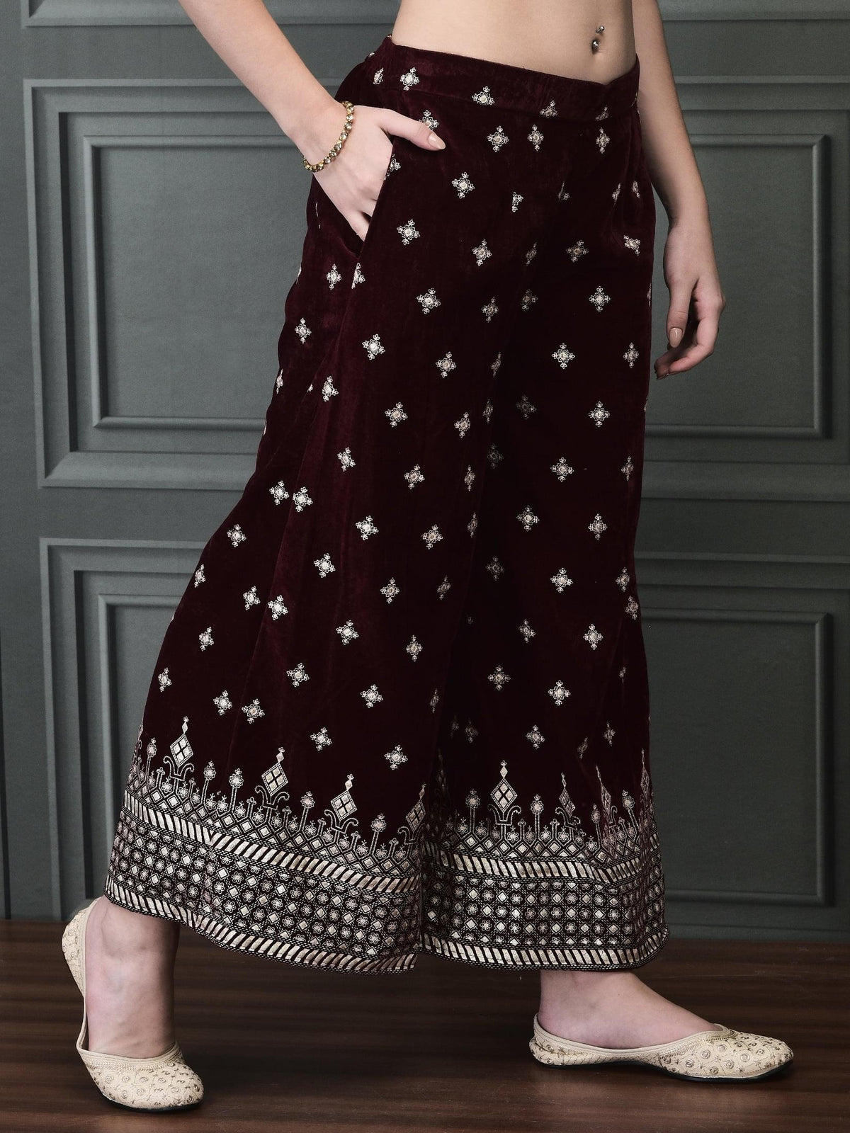 10799RBURGUNDY_bottom_44408de5-0fbd-41c2-a1a9-01417f6f4c69