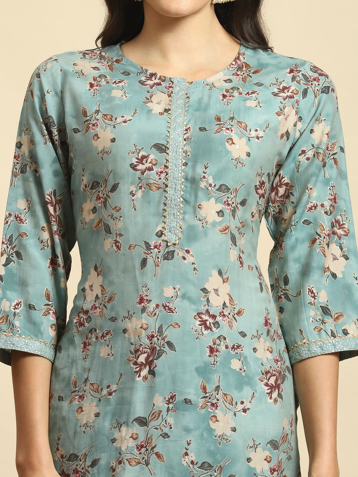 Women Green Floral Print Kurta Comfort Pant Dupatta.