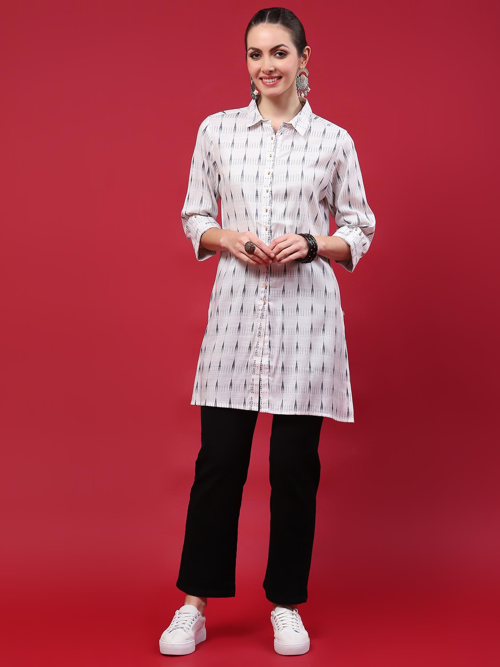 Women White Stripe Printed Kurti.