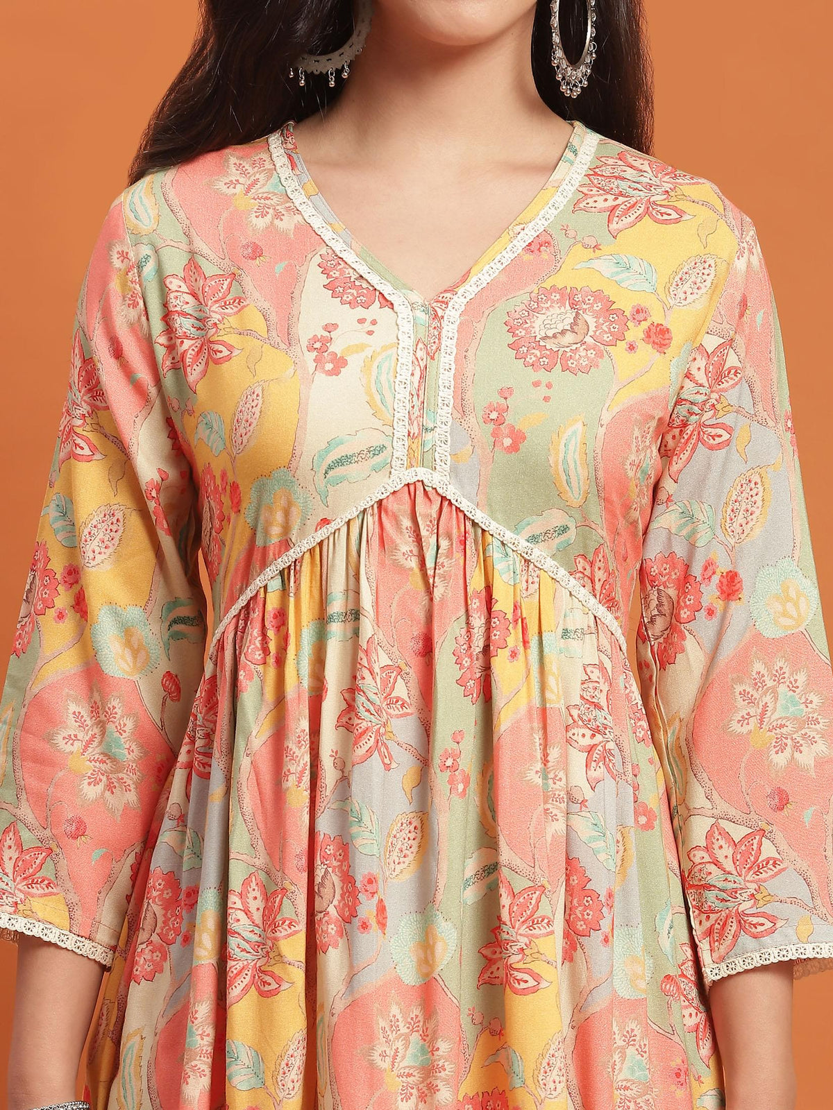 Women Multicolor Floral Print Co-Ord Set.