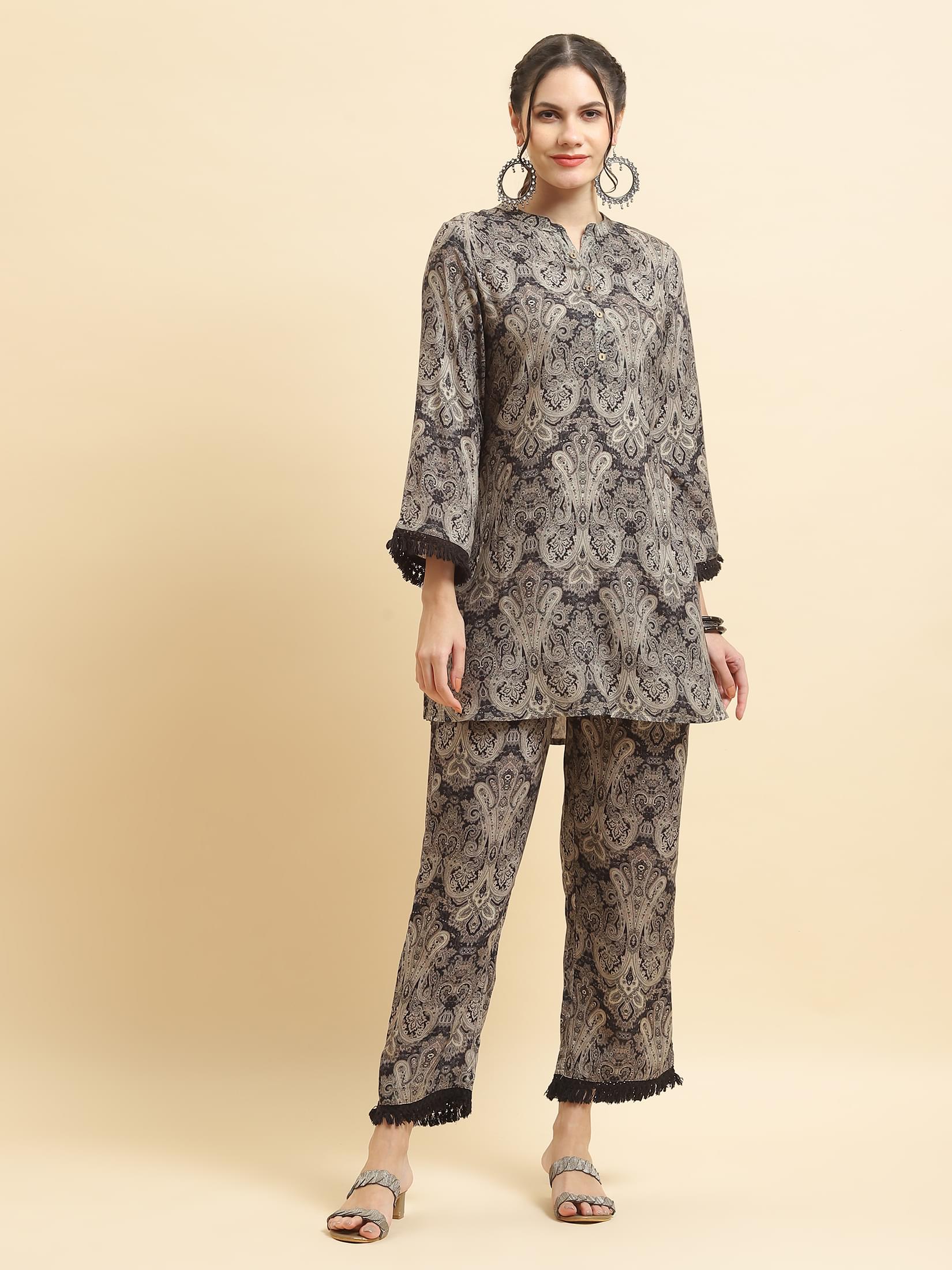 Women Liva Rayon Grey Paisley Print Co-Ord Set.