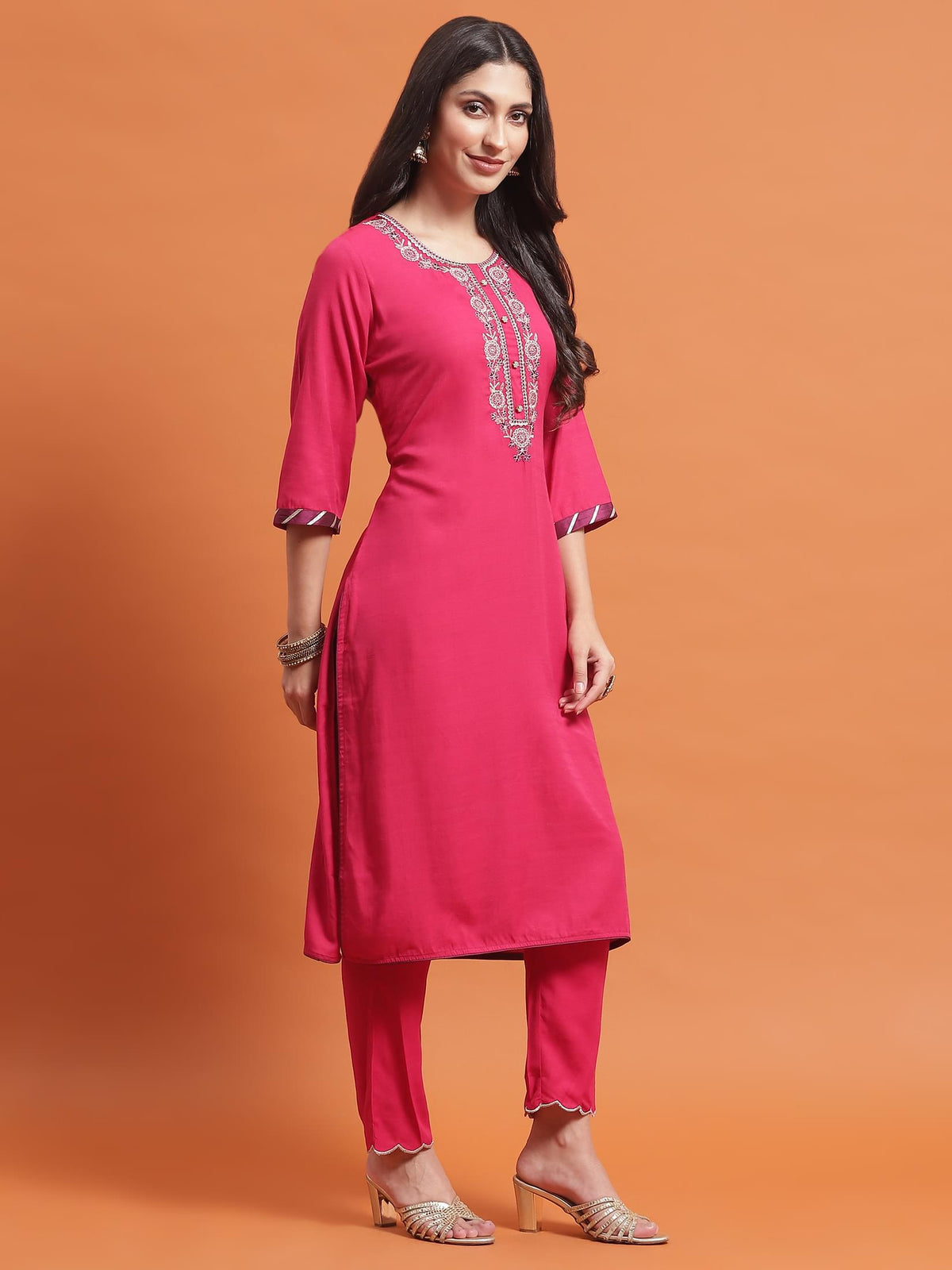 Women Fuchsia Embroidered Kurta Trouser Dupatta.