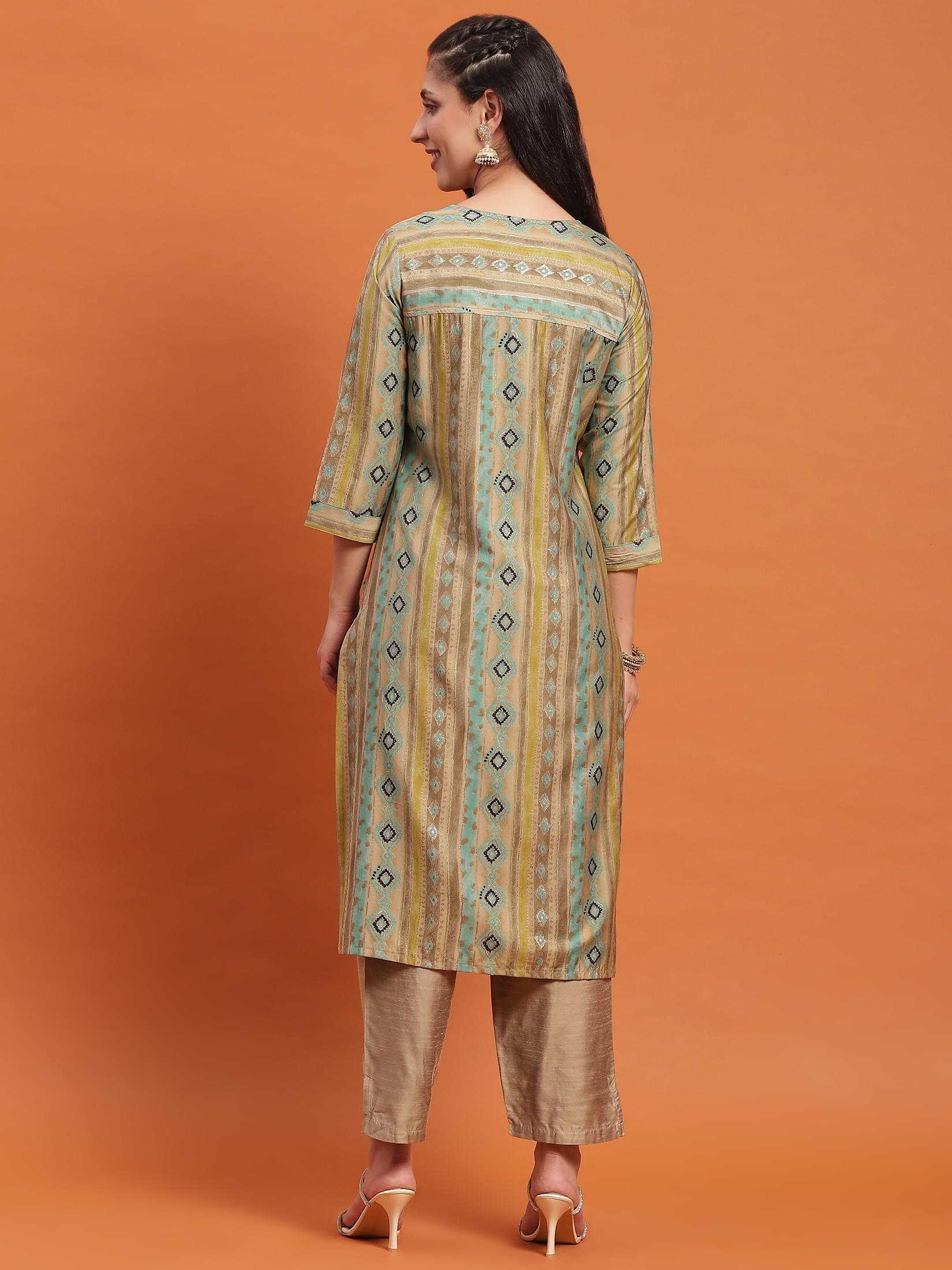 Women Olive Geometric Print Kurta.