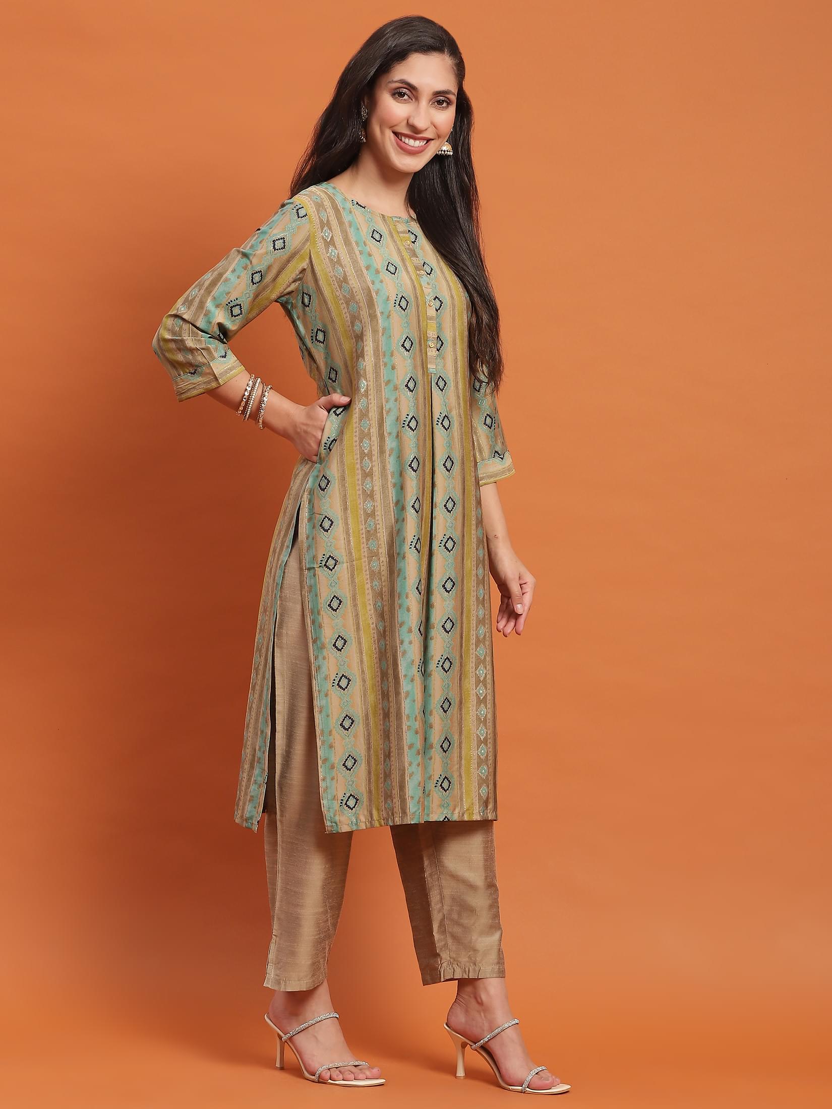 Women Olive Geometric Print Kurta.