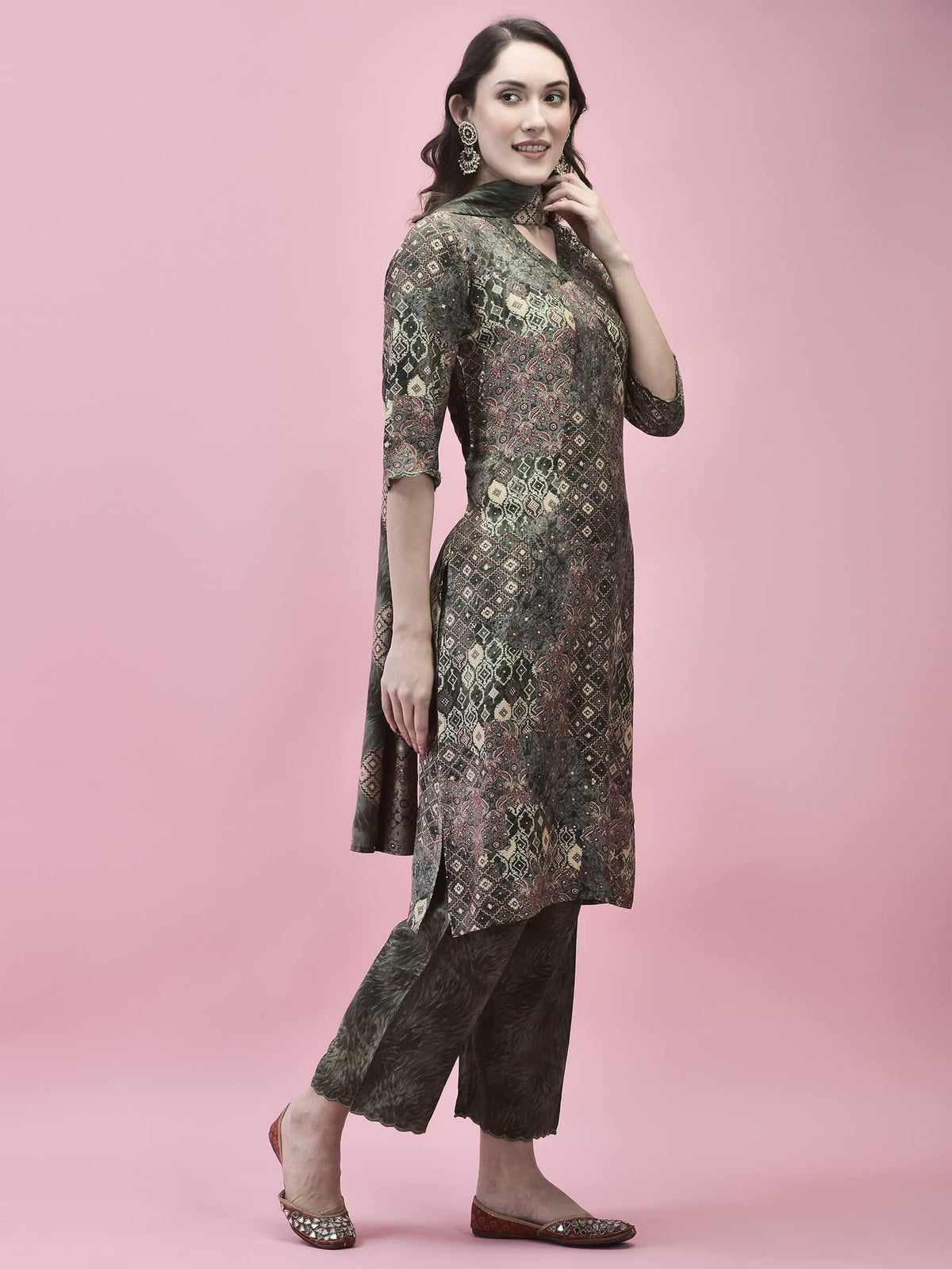 Women Viscose Olive Abstract Print Kurta Comfort Pant Dupatta.