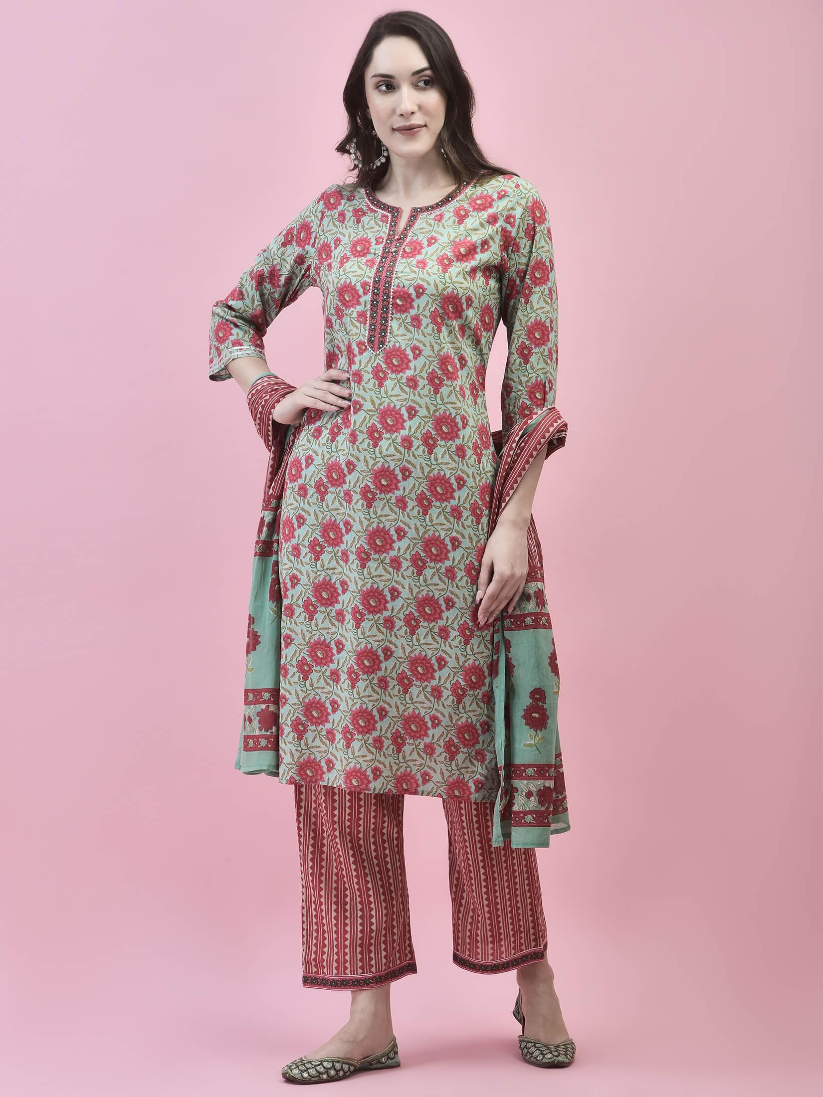 Women Cotton Green Floral Print Kurta Comfort Pant Dupatta.