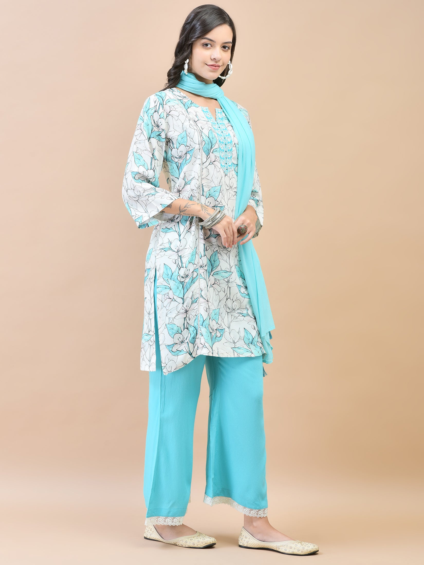 12059WHITESKYBLUE_right