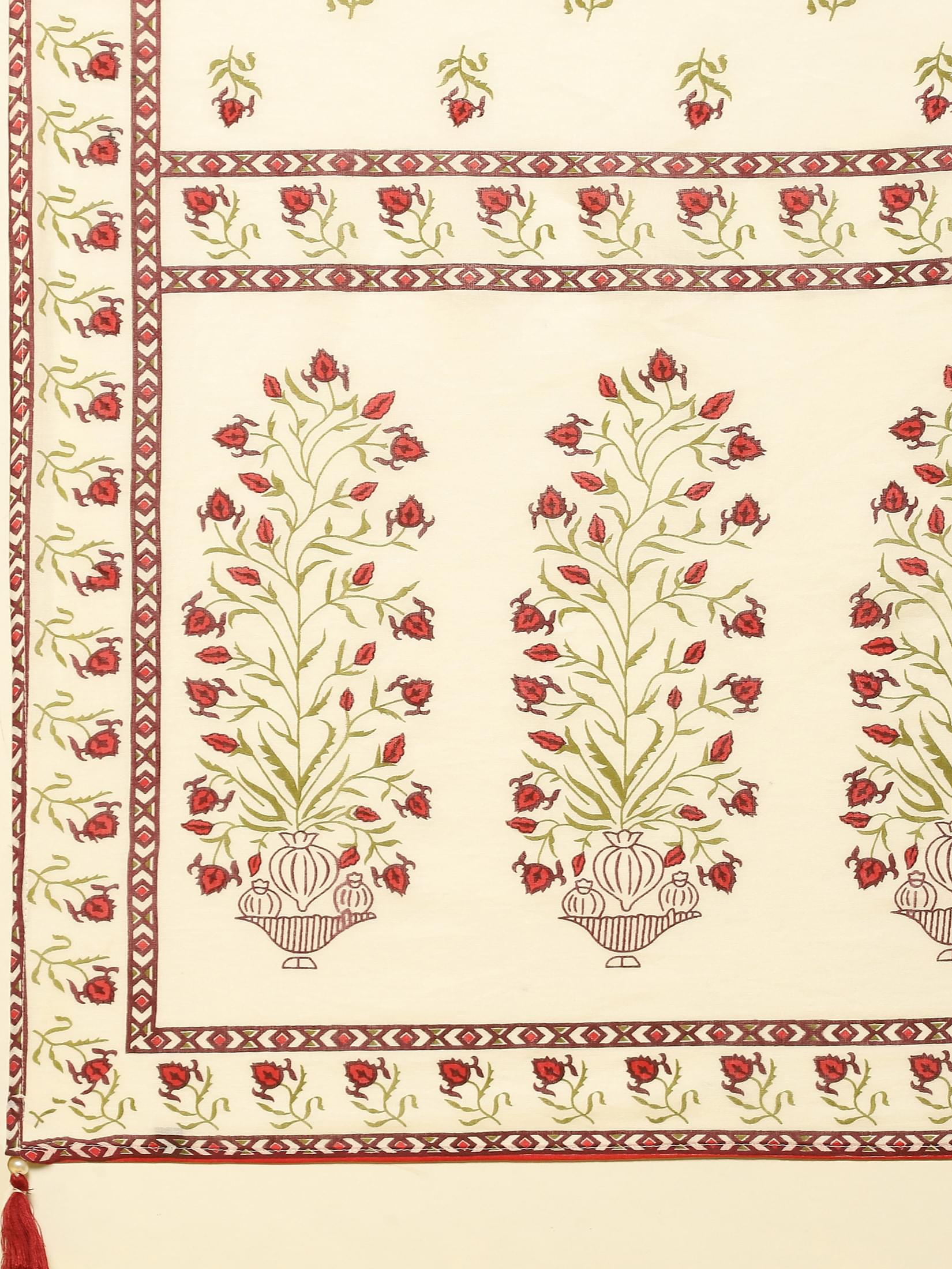 Women Cotton White Floral Print Kurta Comfort Pant Dupatta.