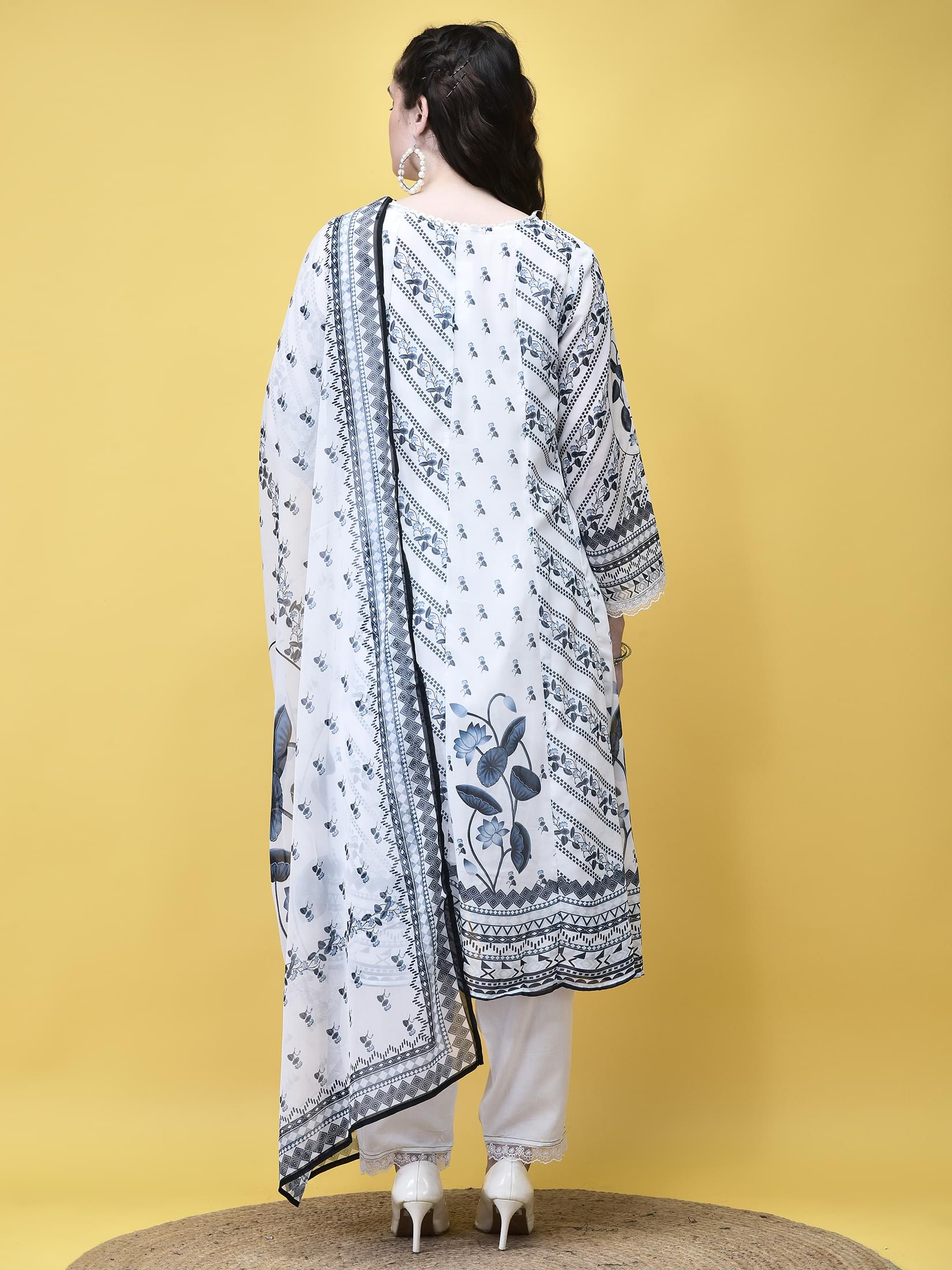Women Georgette White and Navy Floral Print Kurta Trouser Dupatta.
