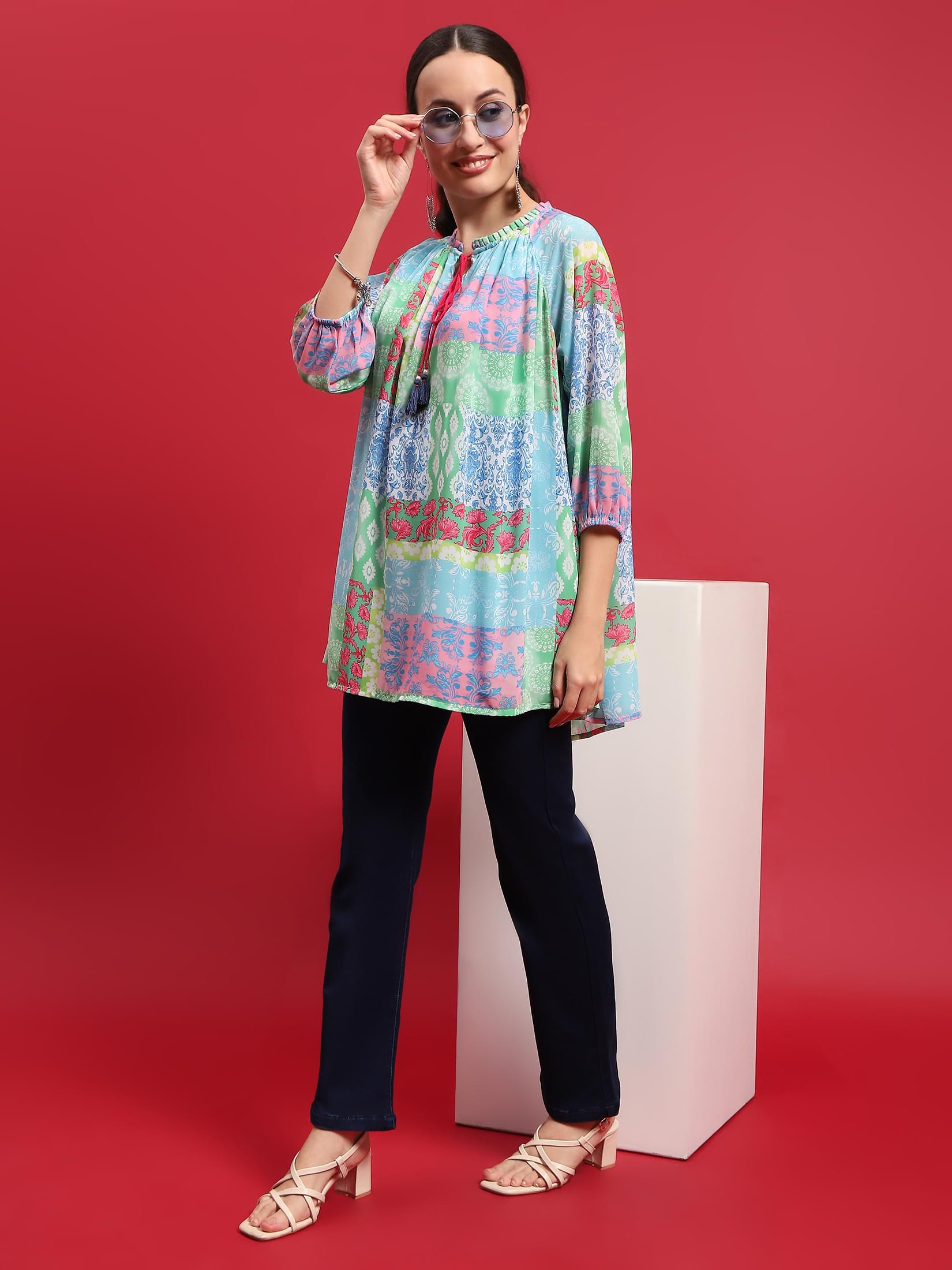 Women Georgette Multicolor Abstract Print Tunic.