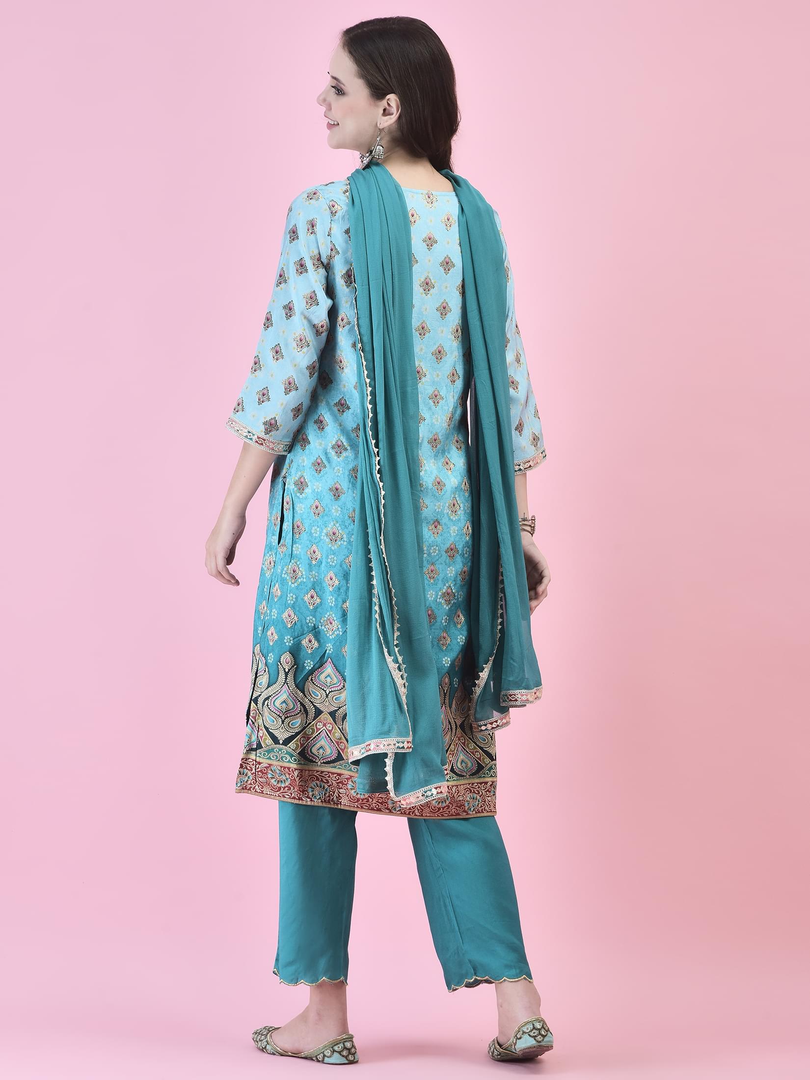 Women Jacquard Blue Ornamental Print Kurta Comfort Pant Dupatta.