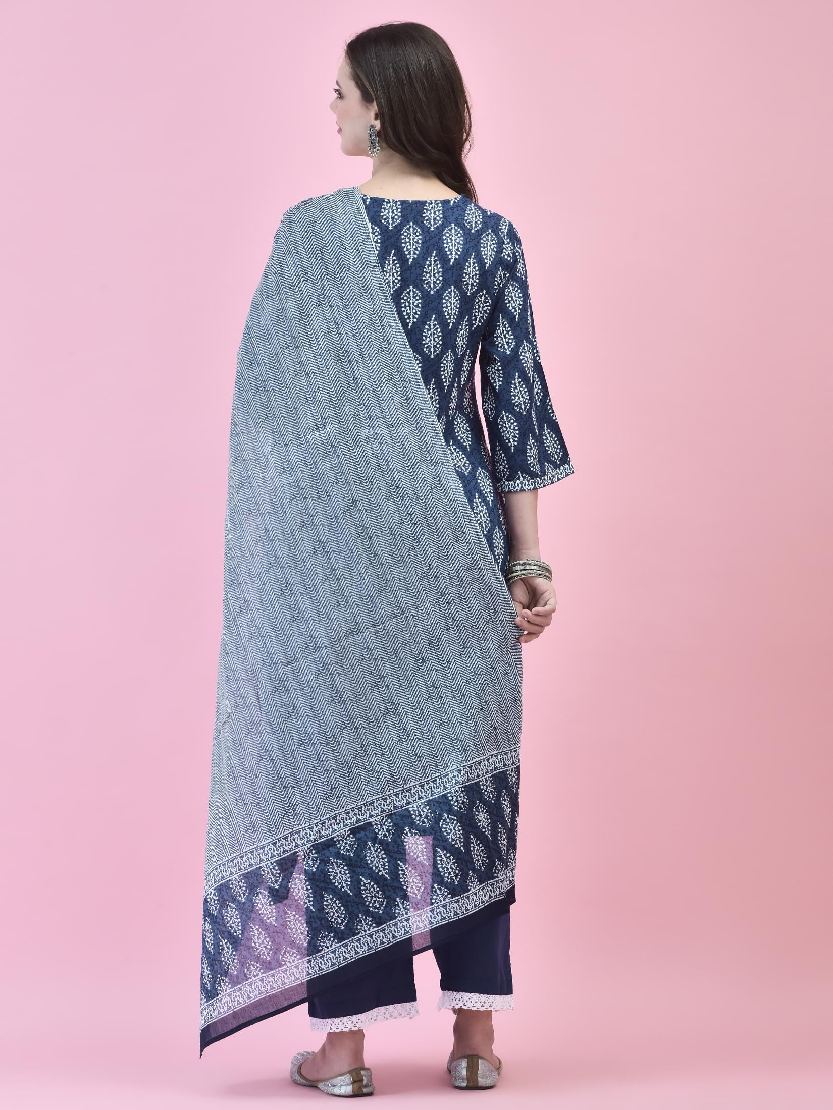 Women Liva (Rayon) Indigo Floral Print Kurta Comfort Pant Dupatta.