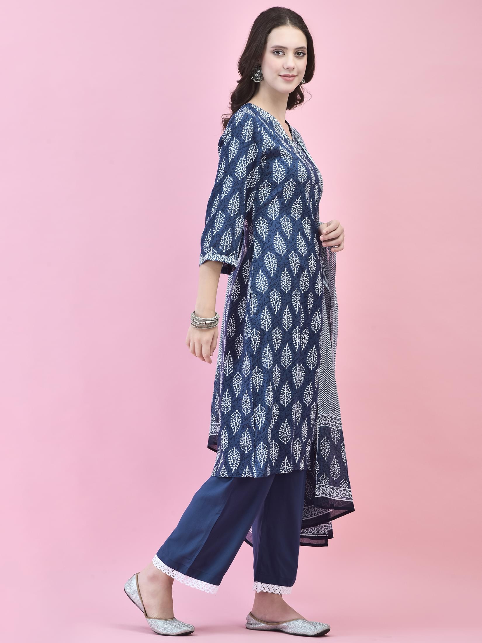 Women Liva (Rayon) Indigo Floral Print Kurta Comfort Pant Dupatta.