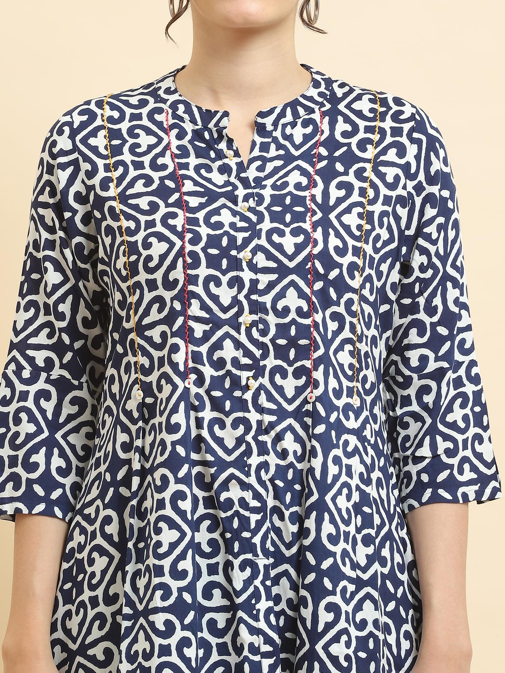 Women Liva Rayon Navy Blue Geometric Print Tunic.