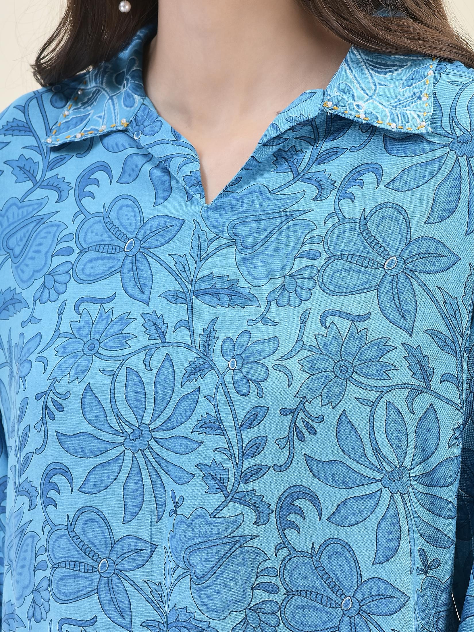 12131BLUE_closer