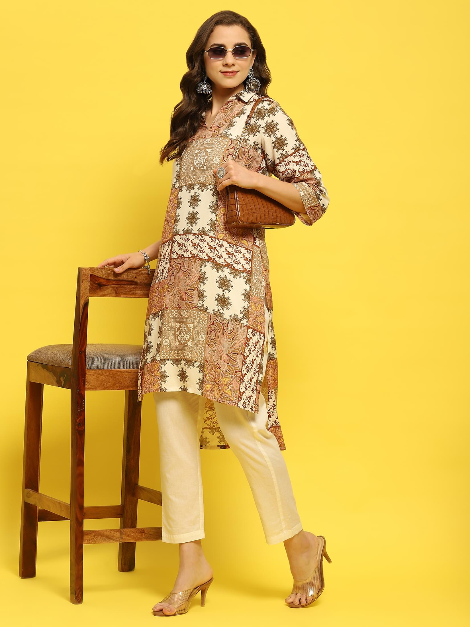 Women Liva Rayon Multicolor Ornamental Print Kurta.