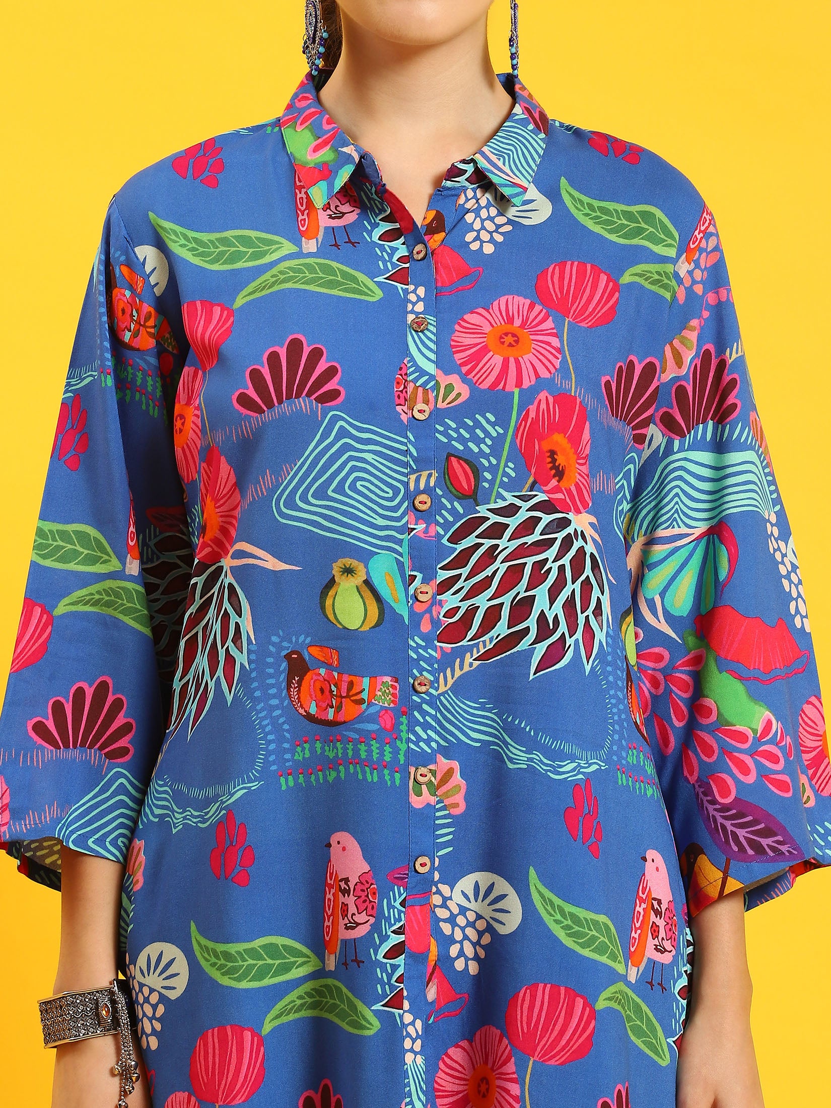 12159FNELECTRICBLUE_closer