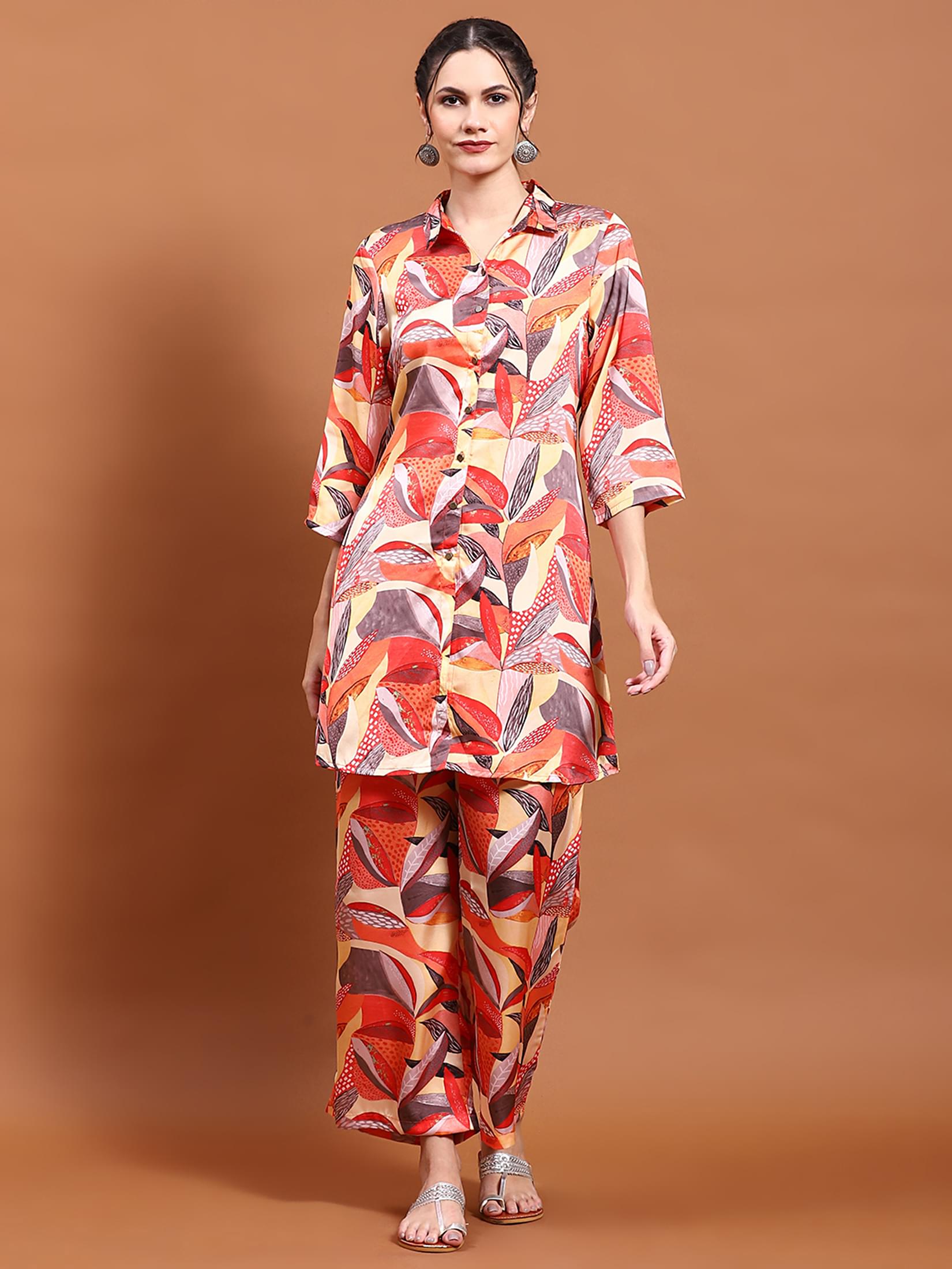 Women Multicolor Tropical Print Co-Ord Set.