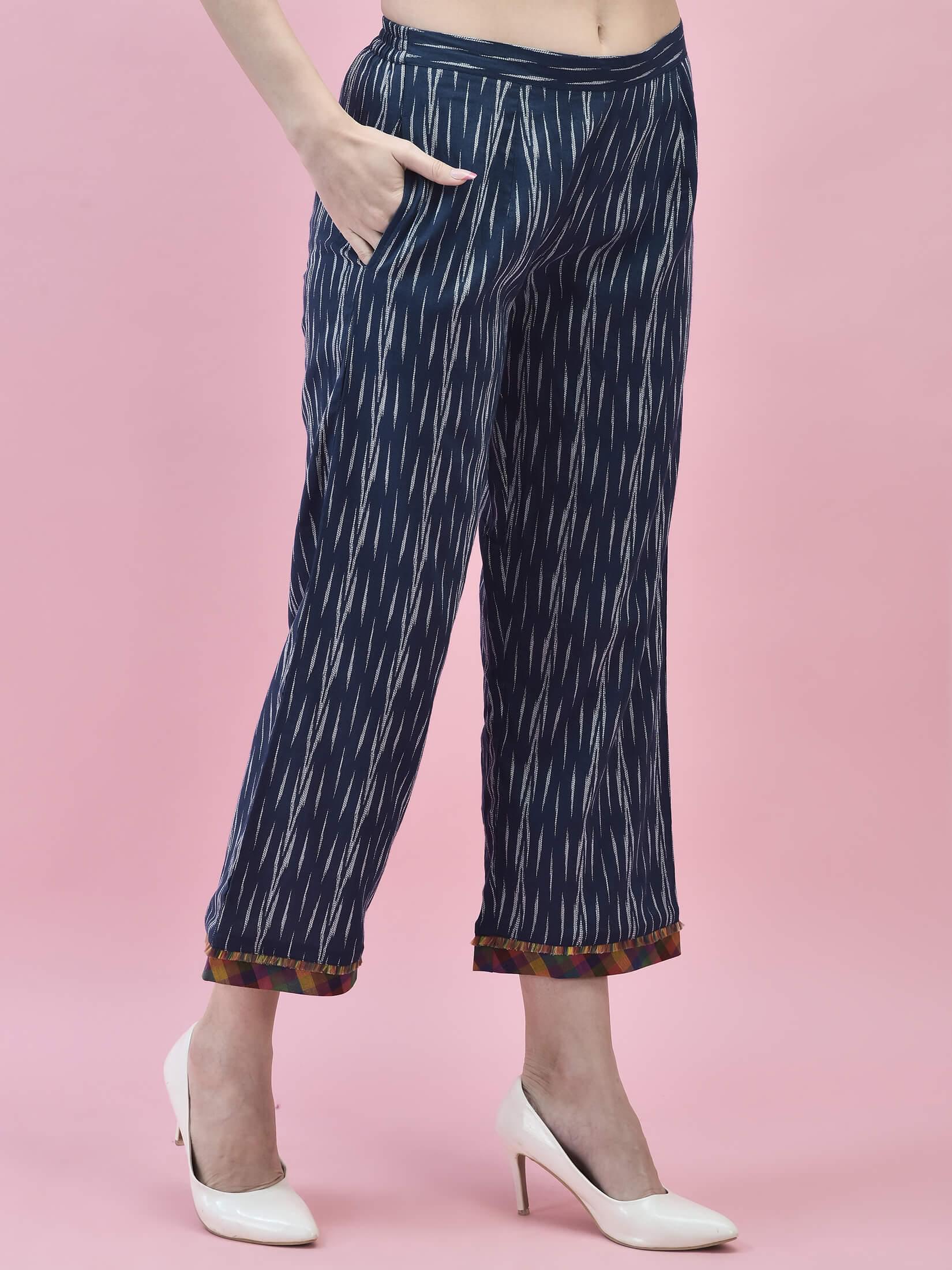 Women Cotton Navy Blue Printed Kurta With Comfort Pant.
