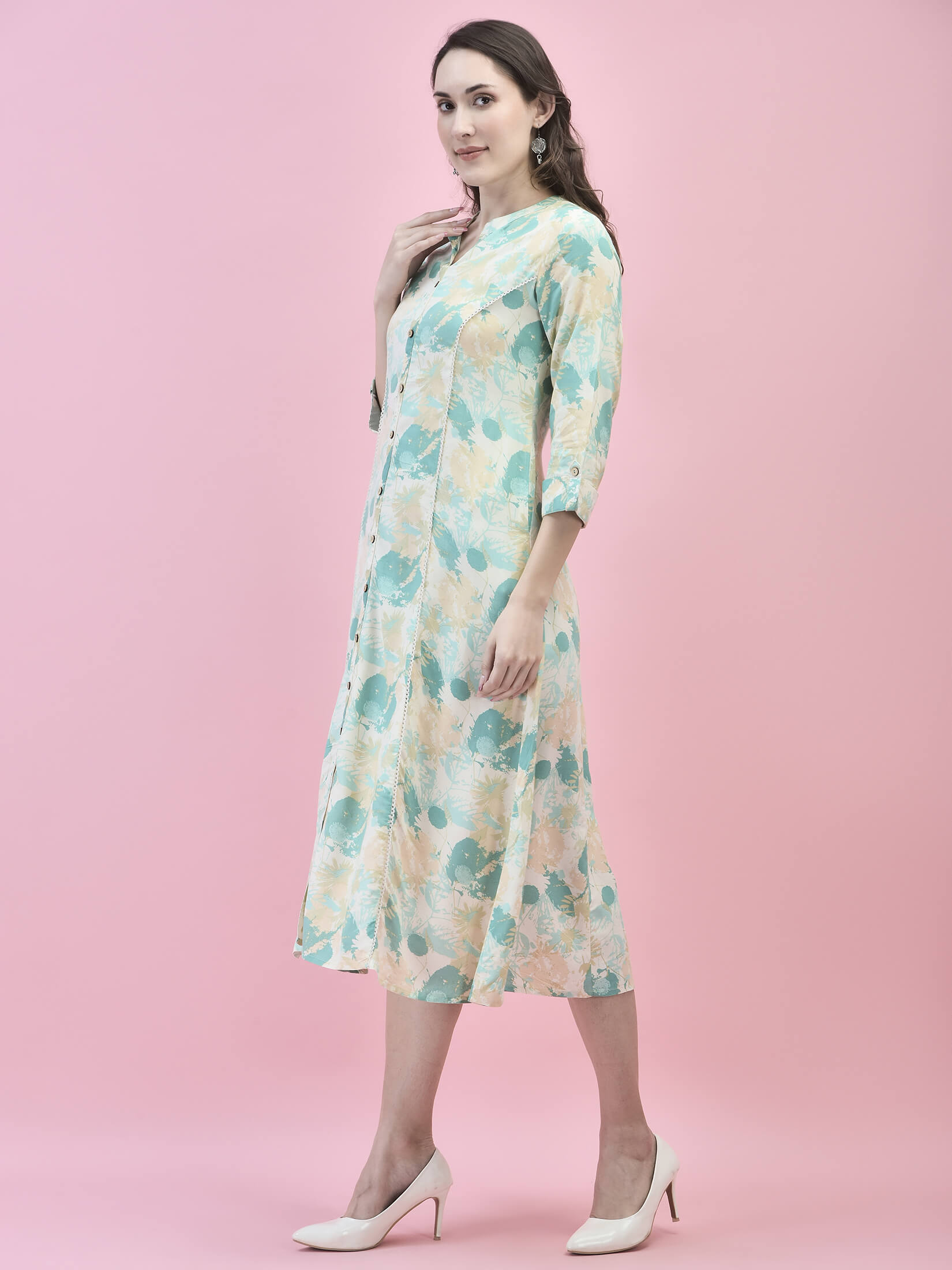 Women Liva Rayon Green Abstract Print Dress.