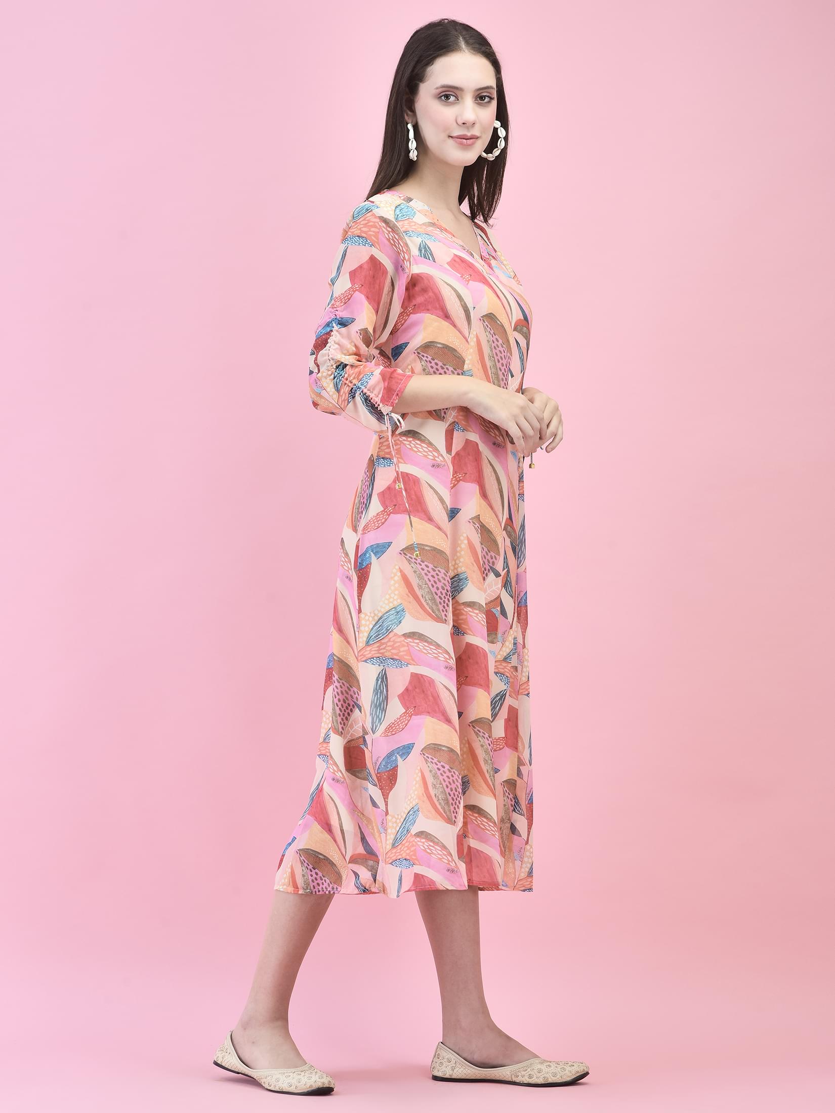 Women Georgette Multicolor Floral Print Dress.