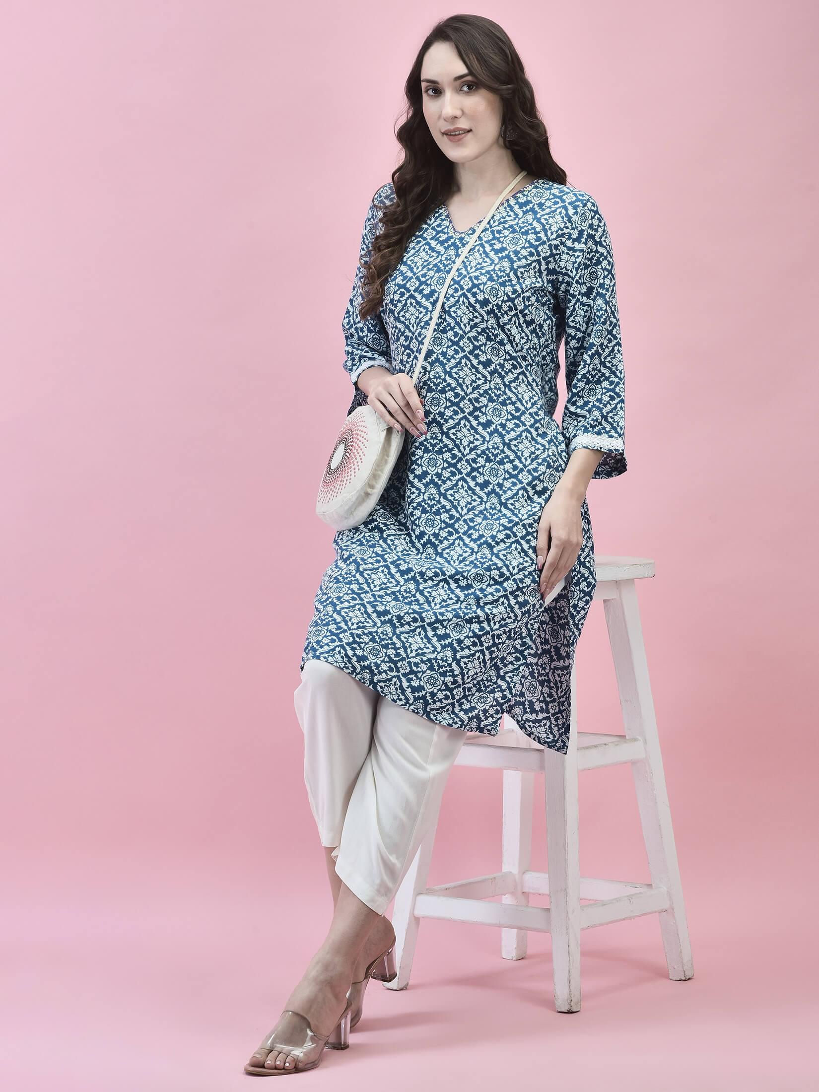Women Liva Rayon Blue Floral Print Kurta.