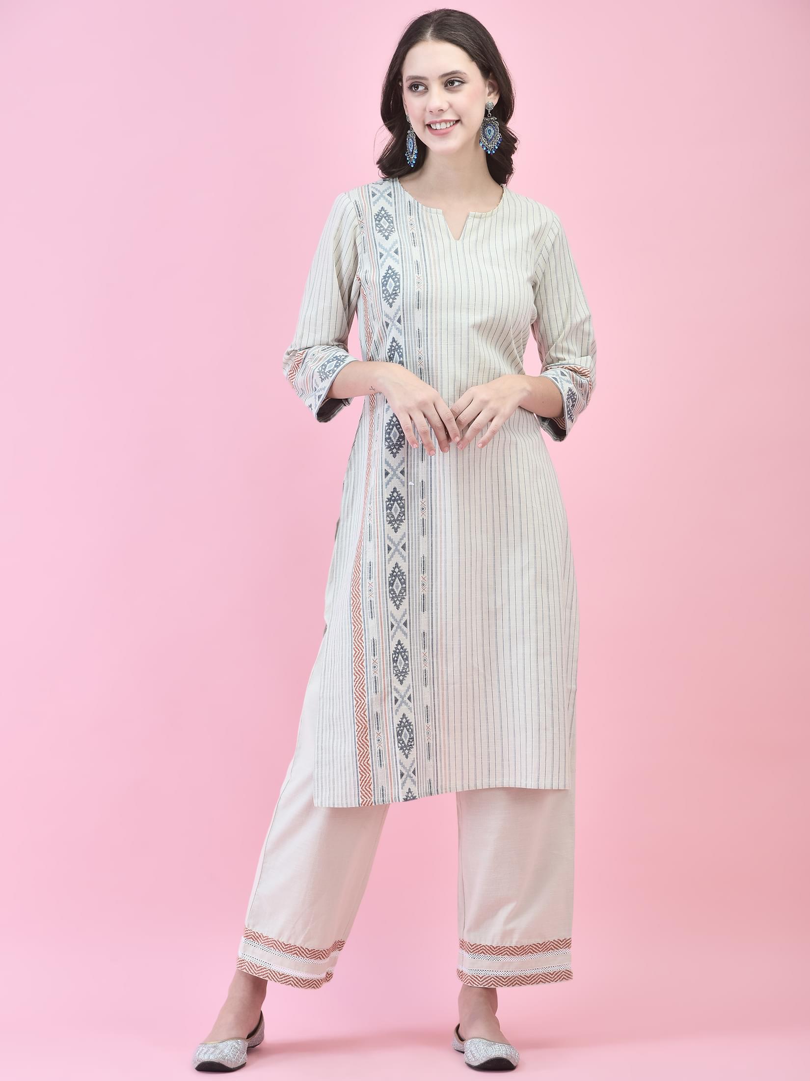 Women Cotton Grey Geometric Print Kurta Comfort Pant Dupatta.