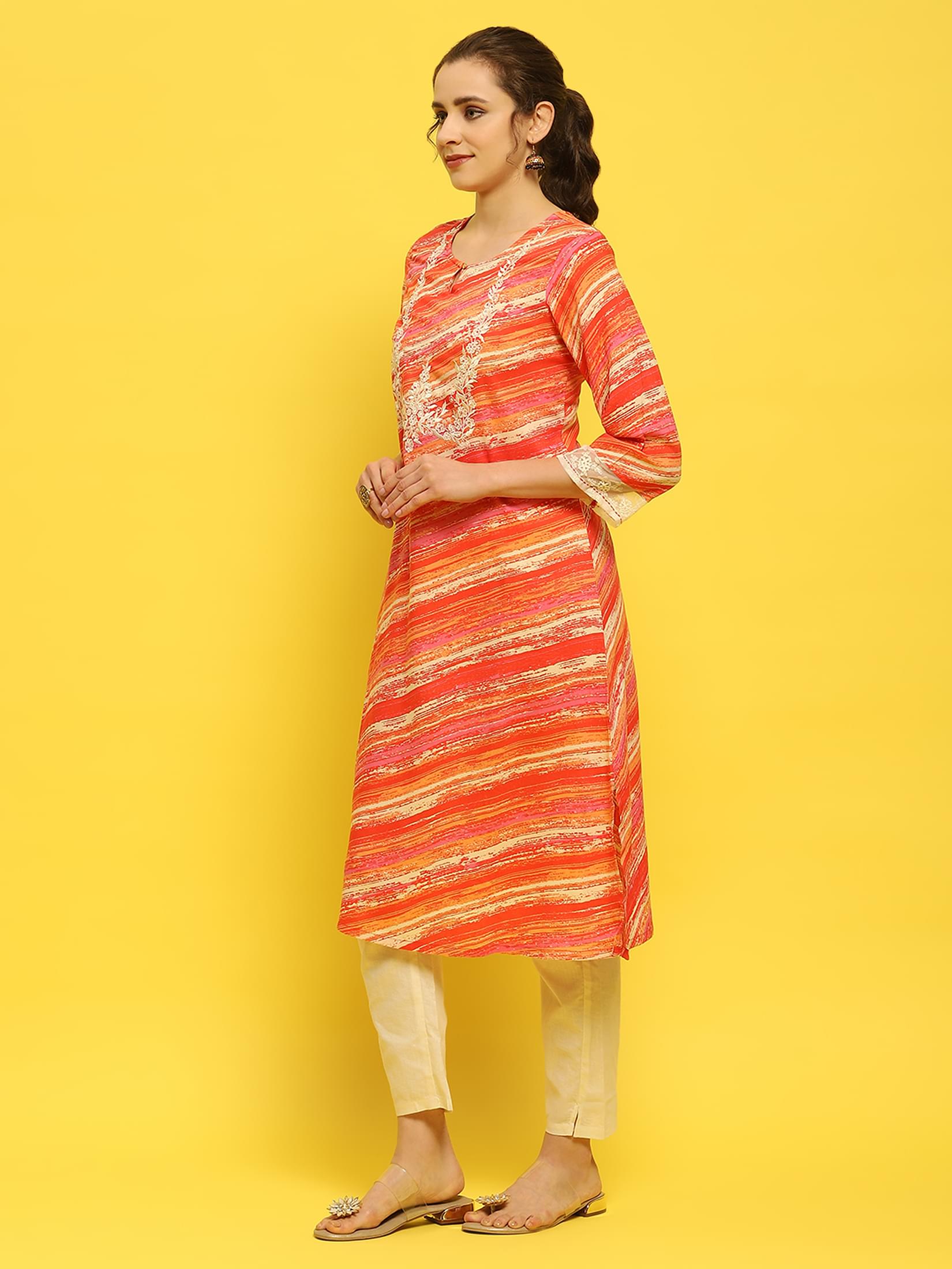 Women Liva Rayon Coral Embroidered Kurta.