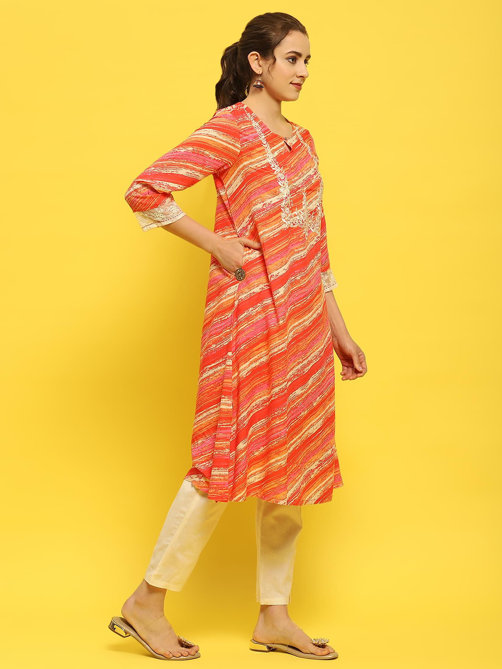 Women Liva Rayon Coral Embroidered Kurta.