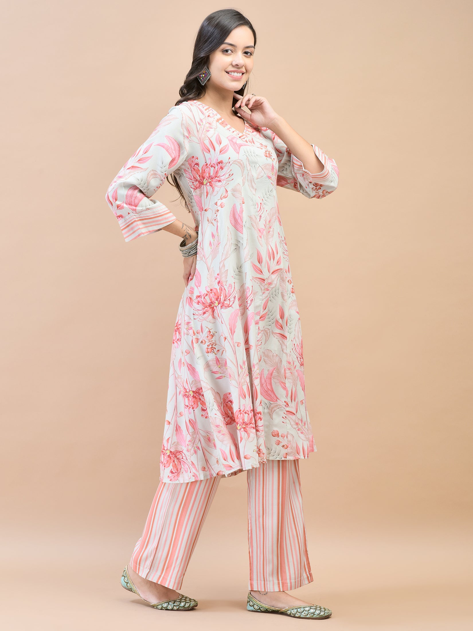 12209MINTGREENCORAL_right