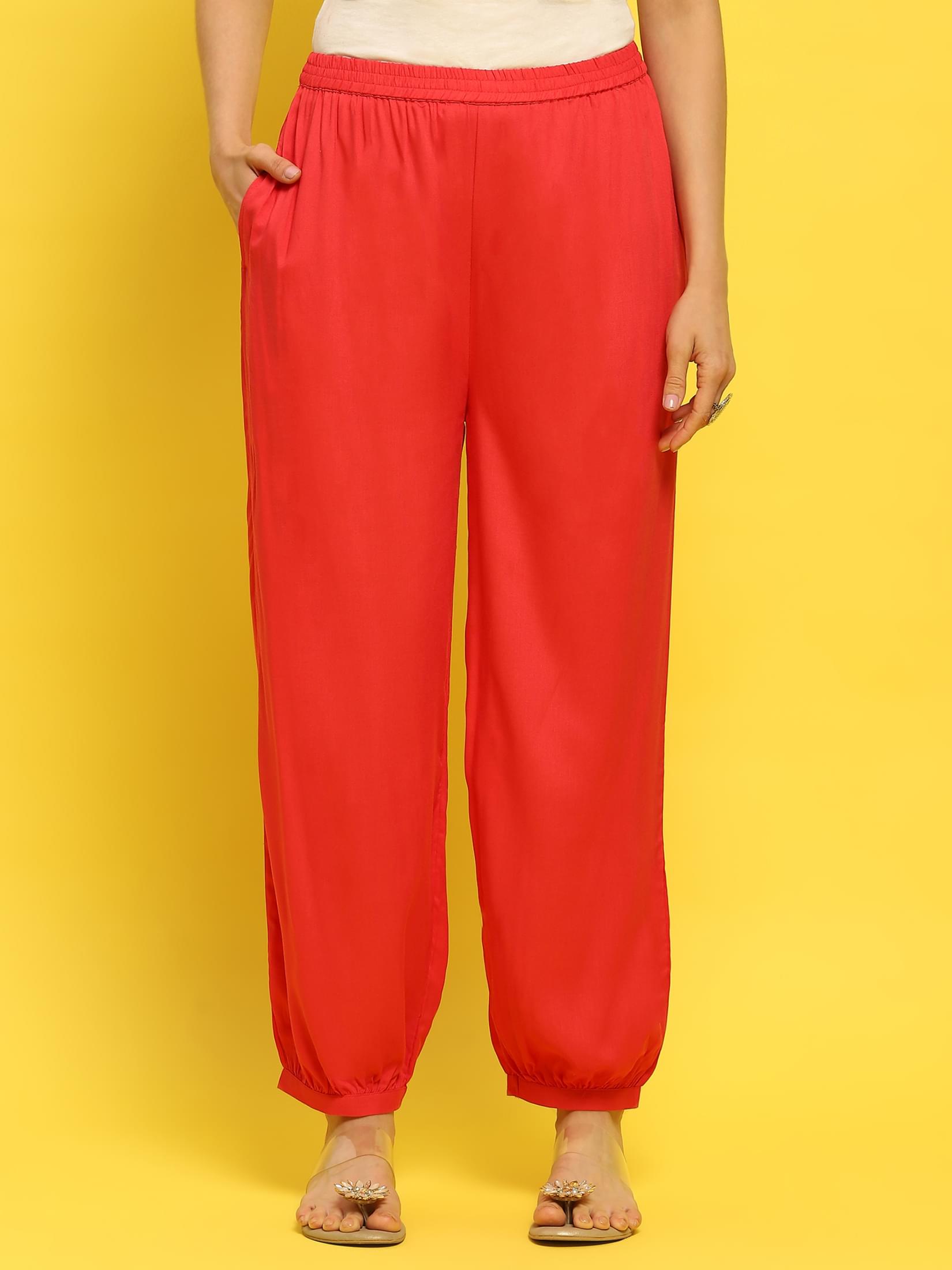 Women Cotton Off White Yarn Dyed Kurta With Harem Pant.