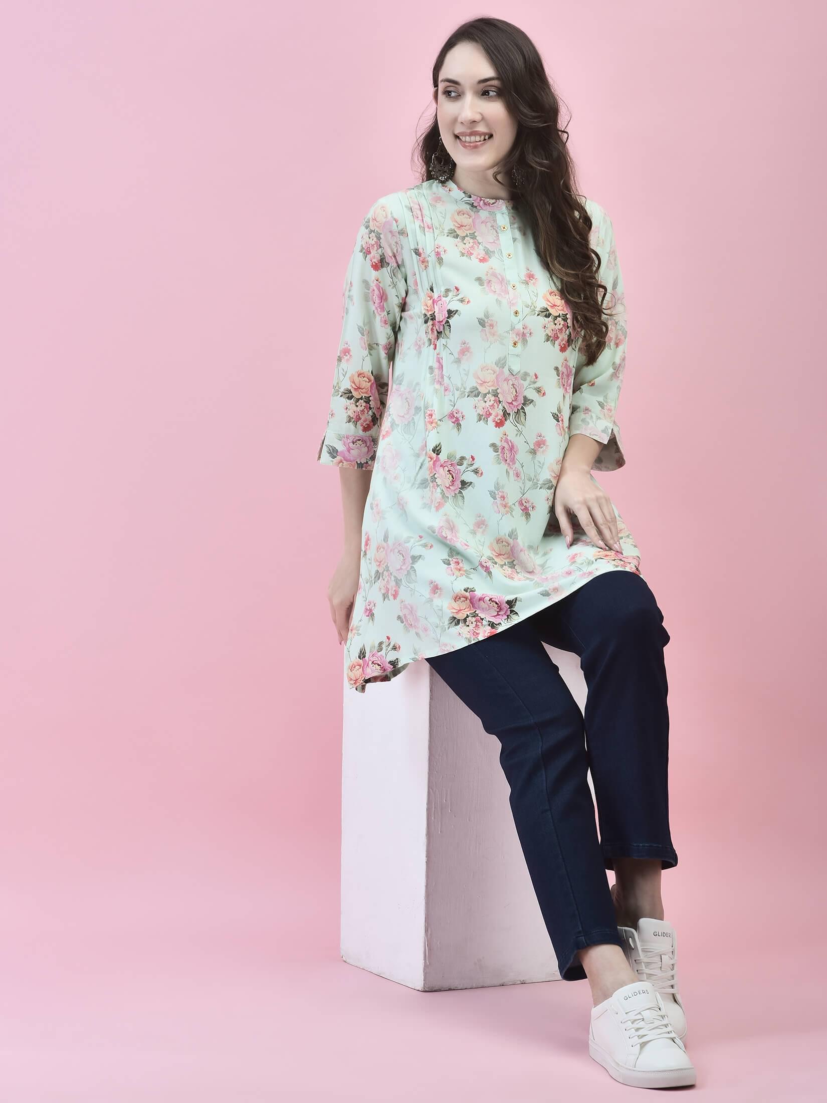 Women Liva Rayon Green Floral Print Kurti.